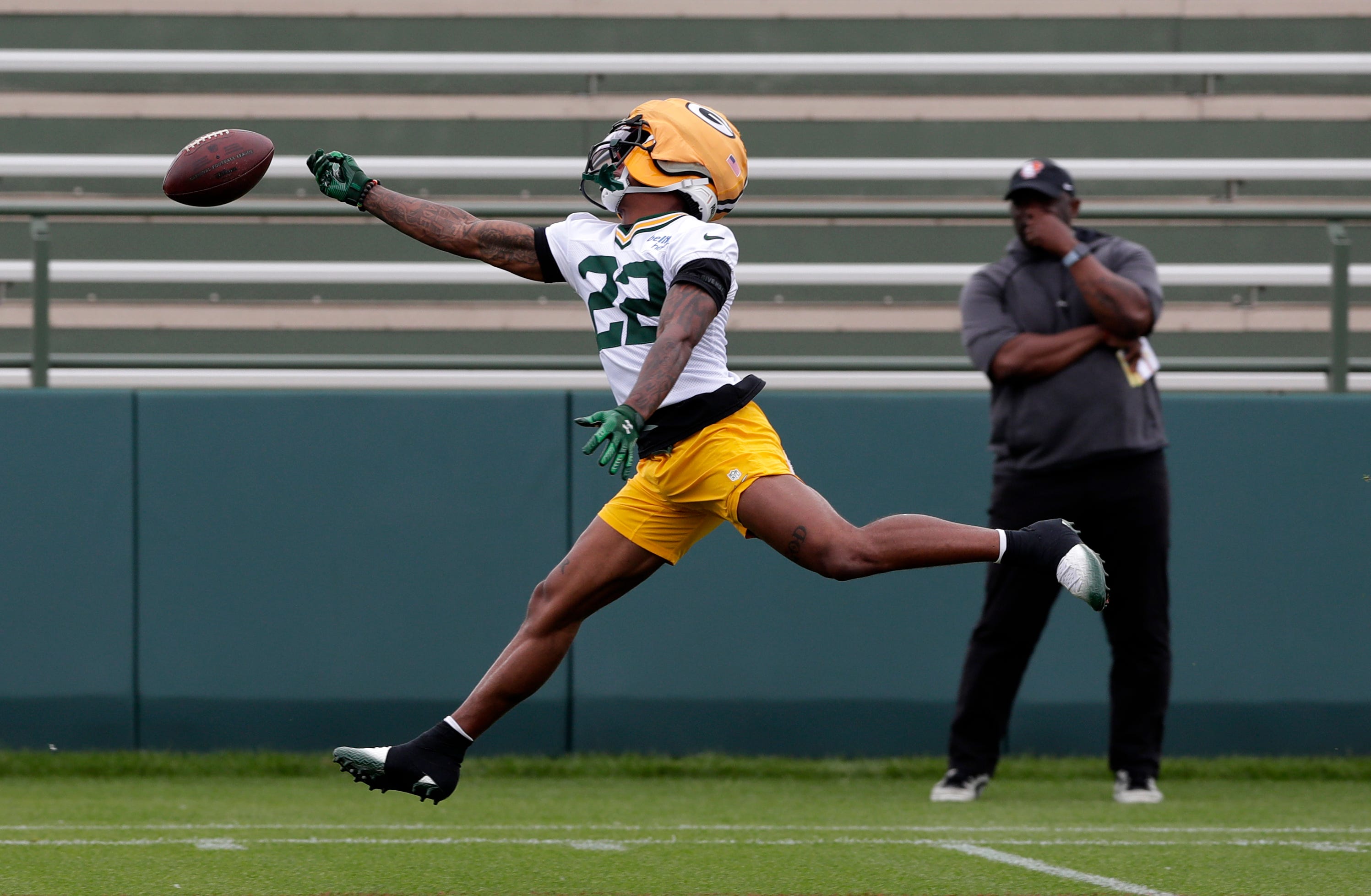 Green Bay Packers wide receiver Matthew Golden (22) misses the ball during the team's first day of minicamp on June 10, 2025, at Ray Nitschke Field in Ashwaubenon, Wis.