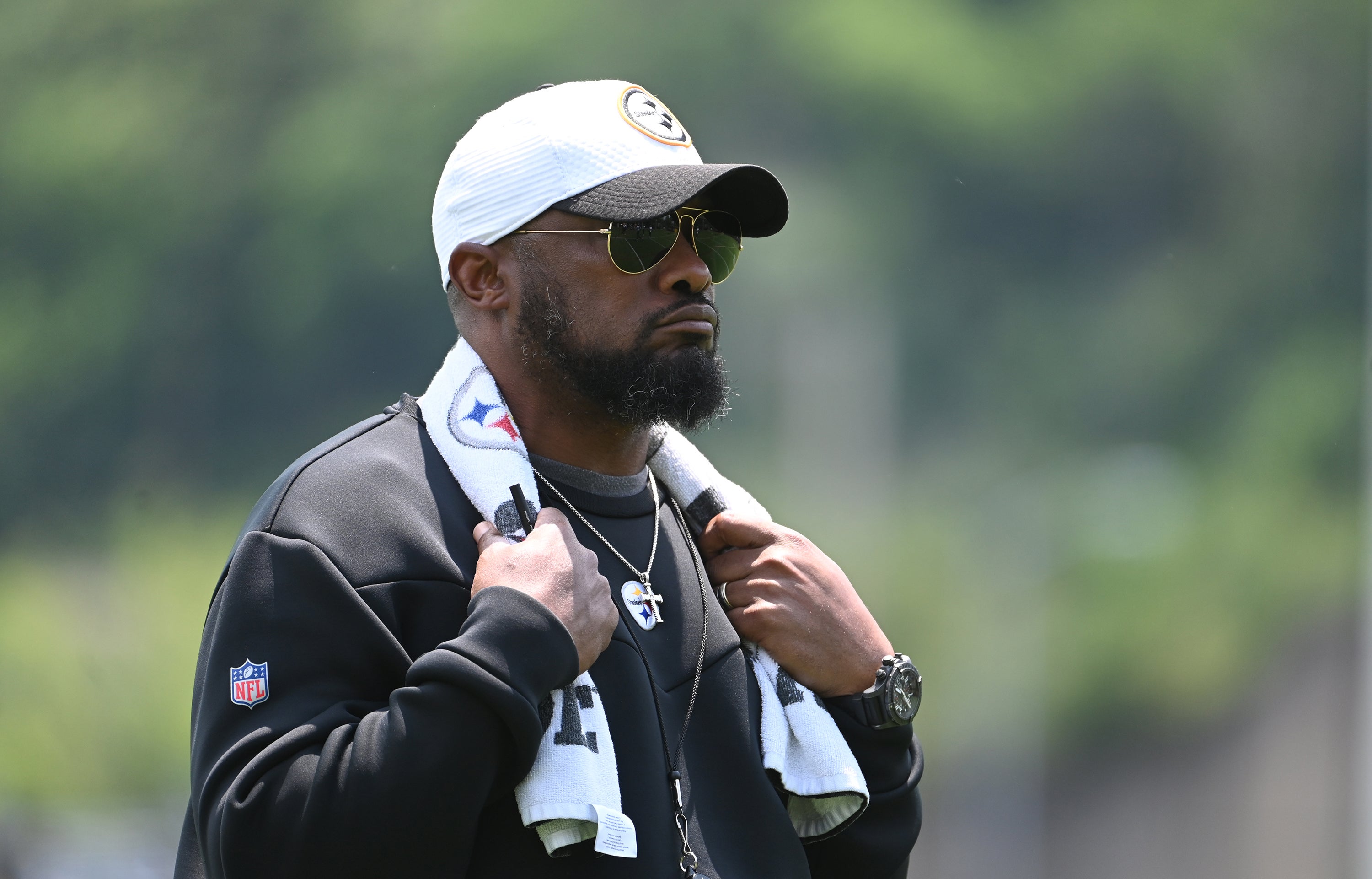 Jun 10, 2025; Pittsburgh, PA, USA; Pittsburgh Steelers head coach Mike Tomlin during minicamp at their South Side facility.