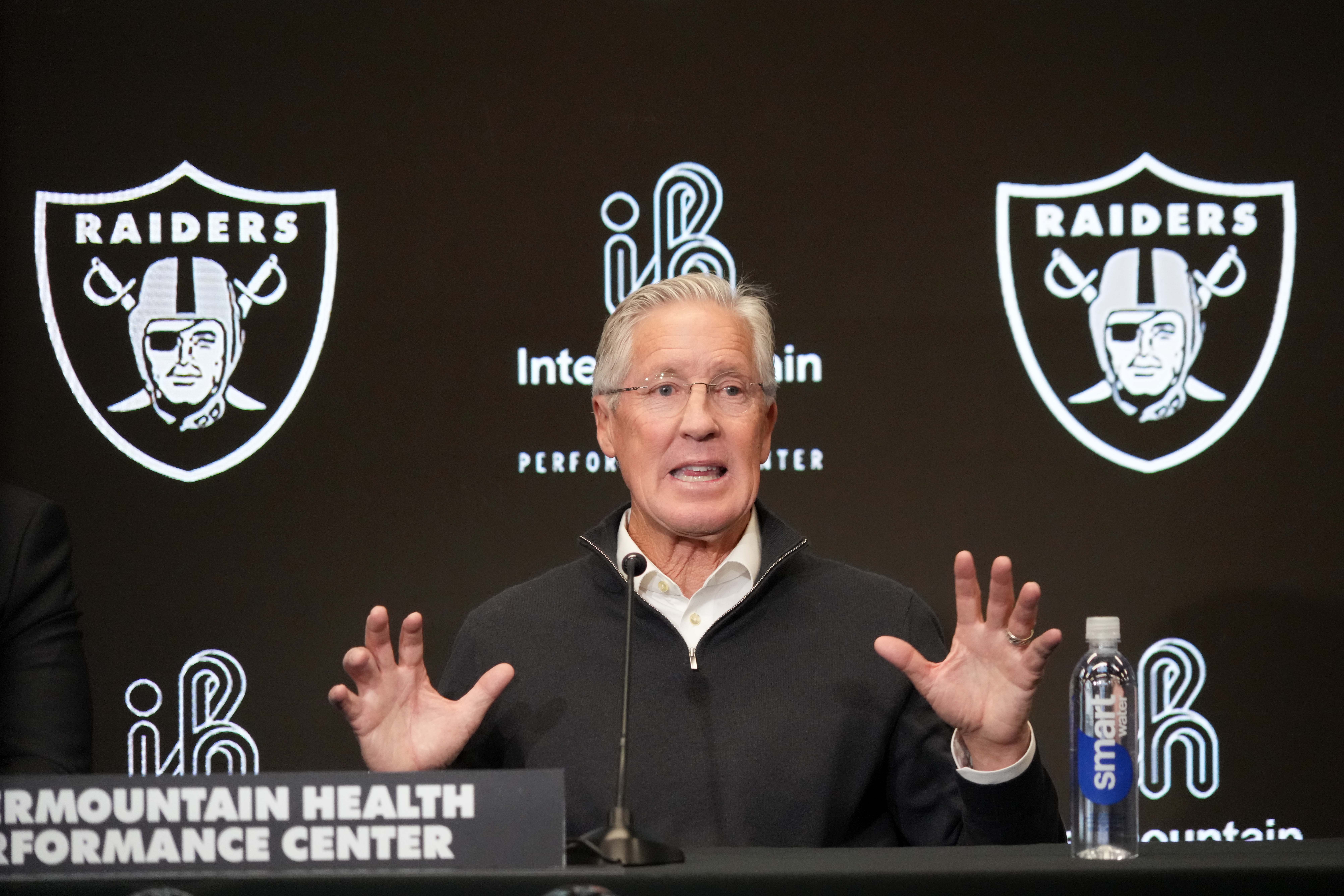 Las Vegas Raiders head coach Pete Carroll