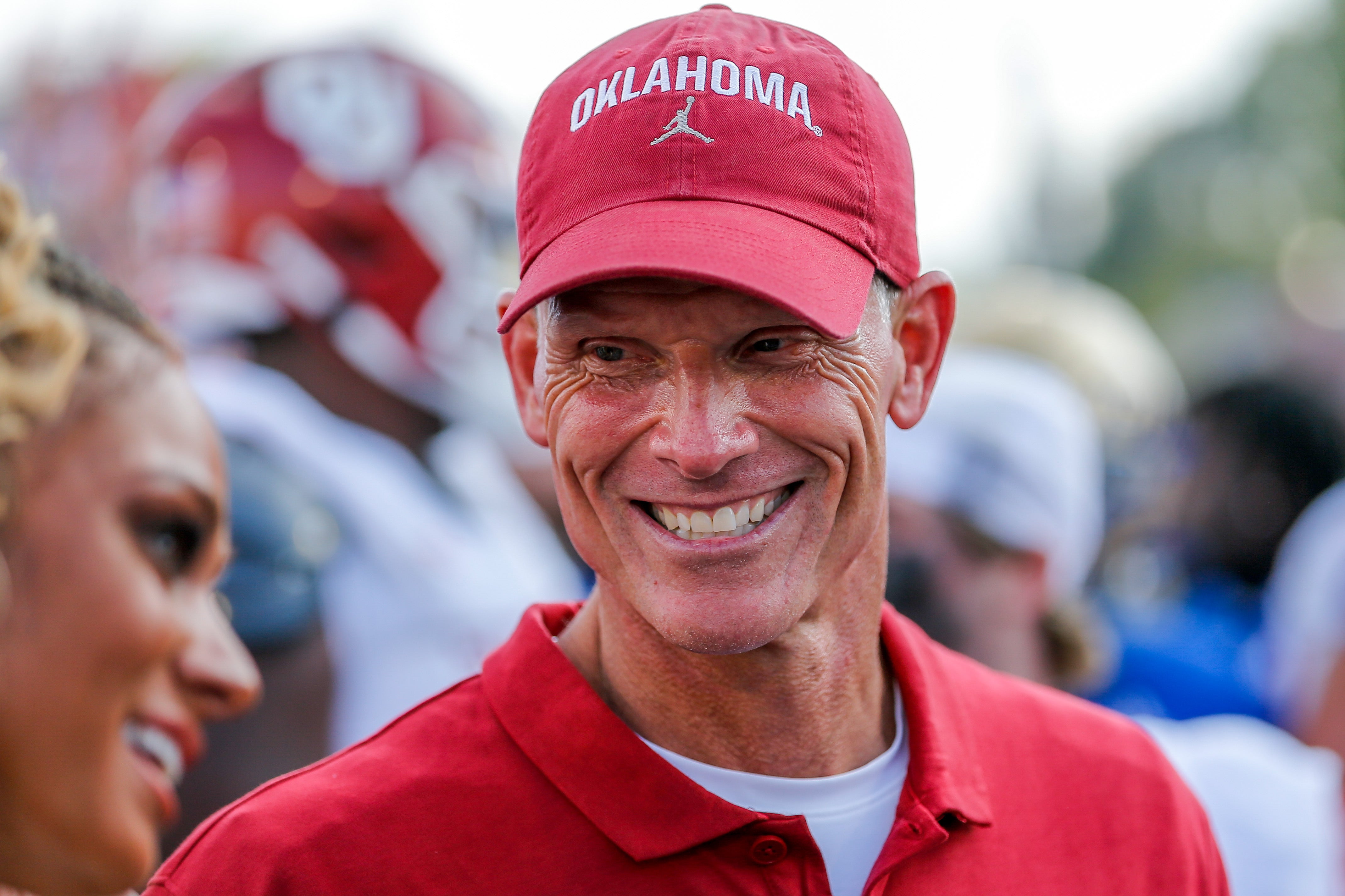 Oklahoma Sooners head coach Brent Venables