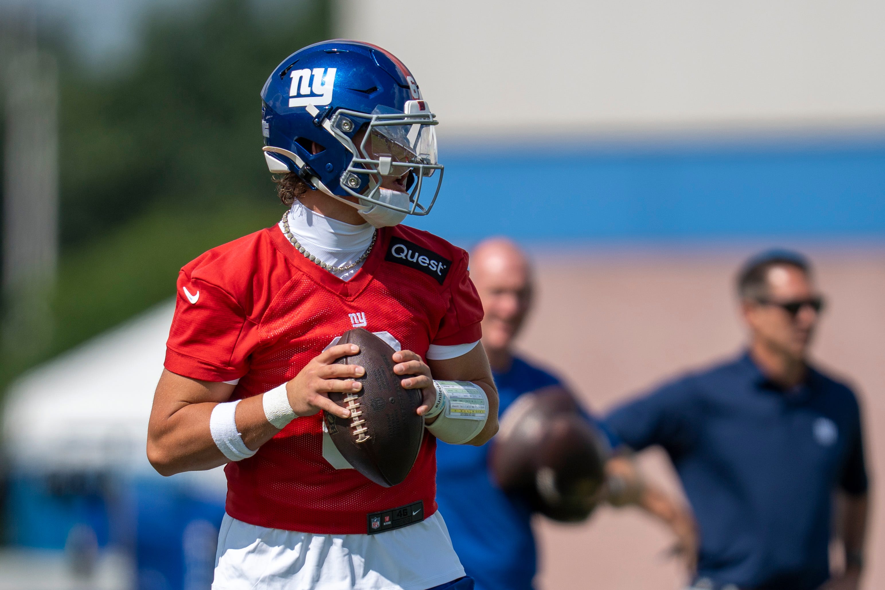 New York Giants quarterback Jaxson Dart (6) looks to pass the ball during day one of the New York Giants training camp at Quest Diagnostics Giants Training Center in East Rutherford on Wednesday, July 23, 2025.