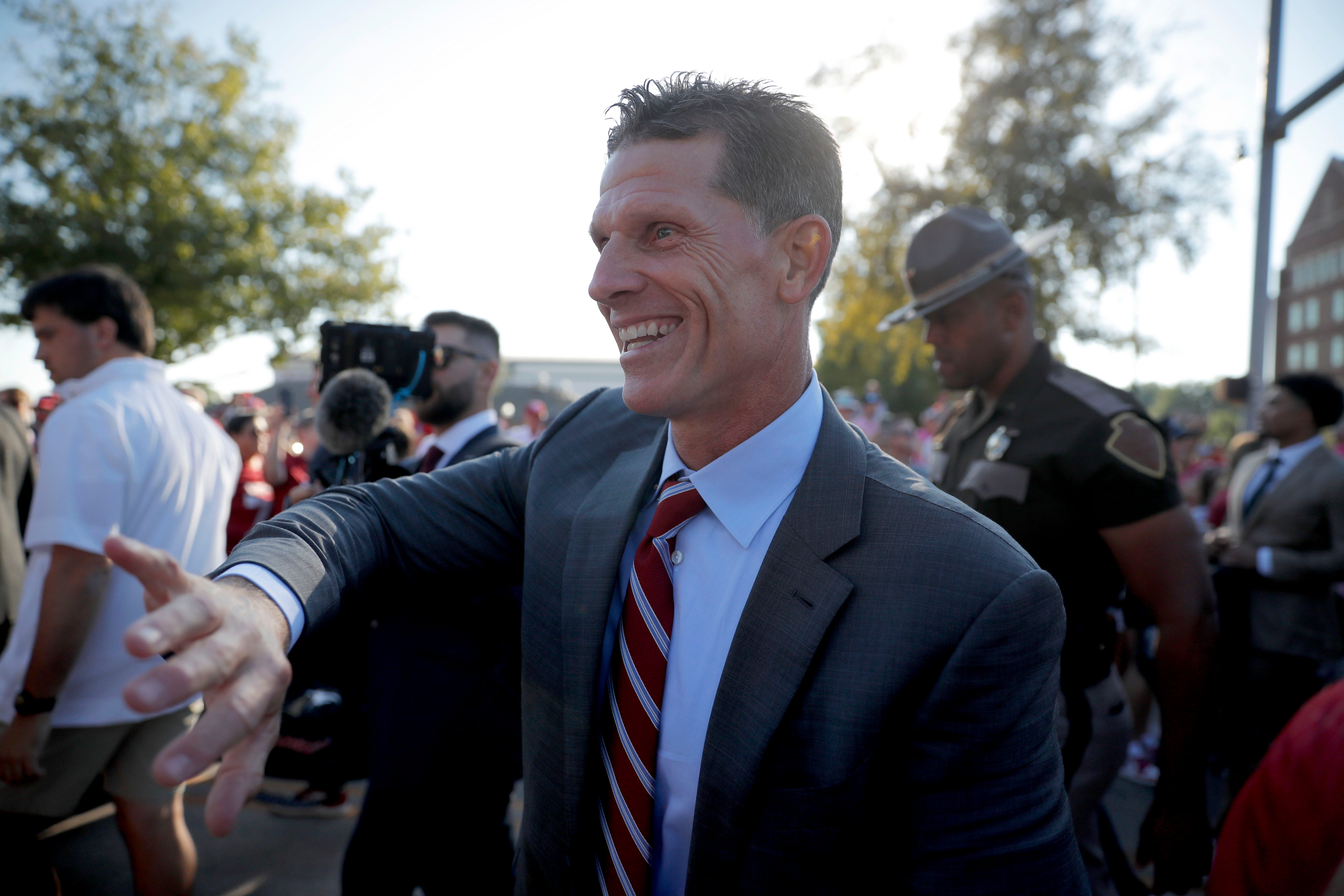 Oklahoma Sooners head coach Brent Venables