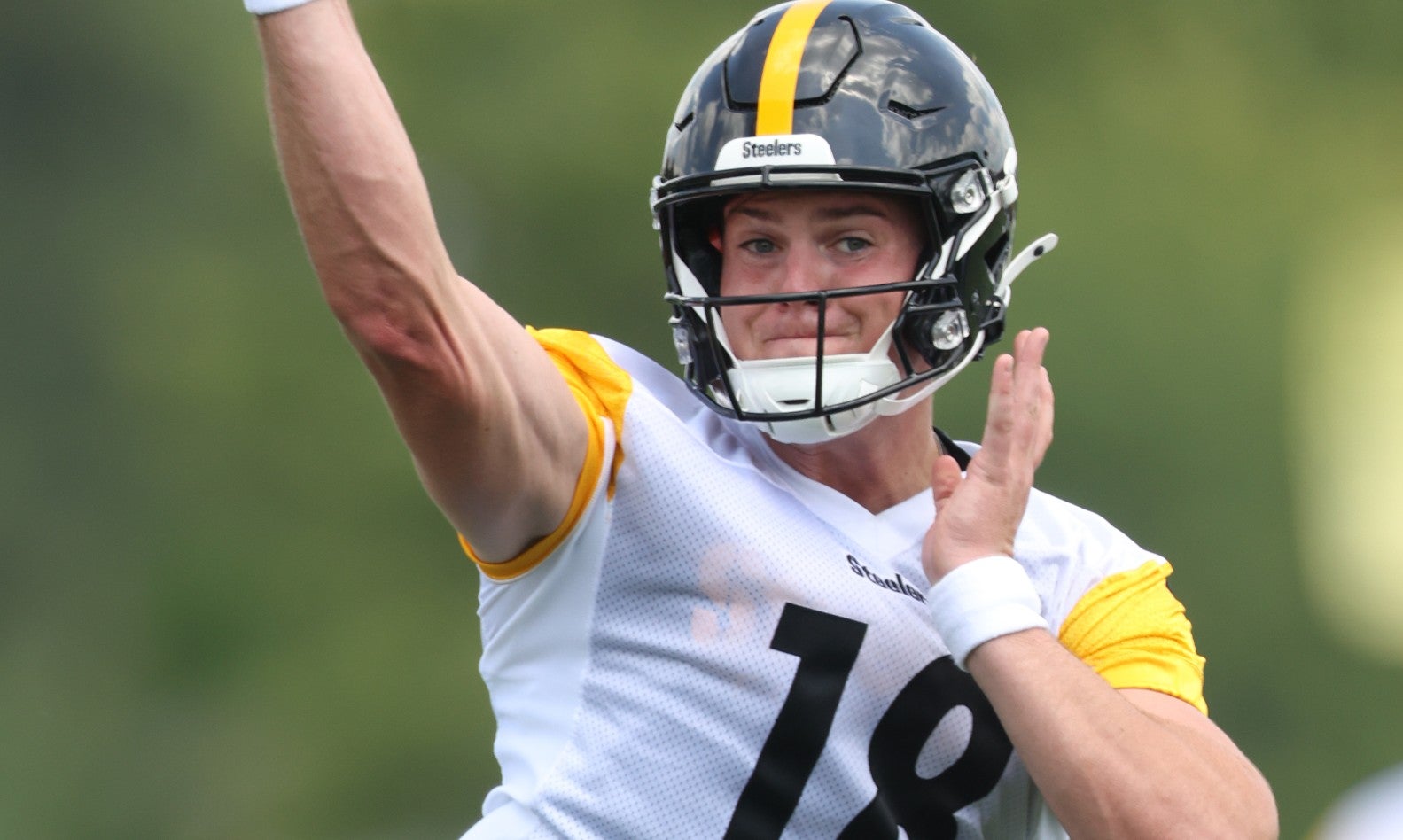 Jul 24, 2025; Latrobe, PA, USA; Pittsburgh Steelers quarterback Will Howard (18) participates in drills during training camp at Saint Vincent College.