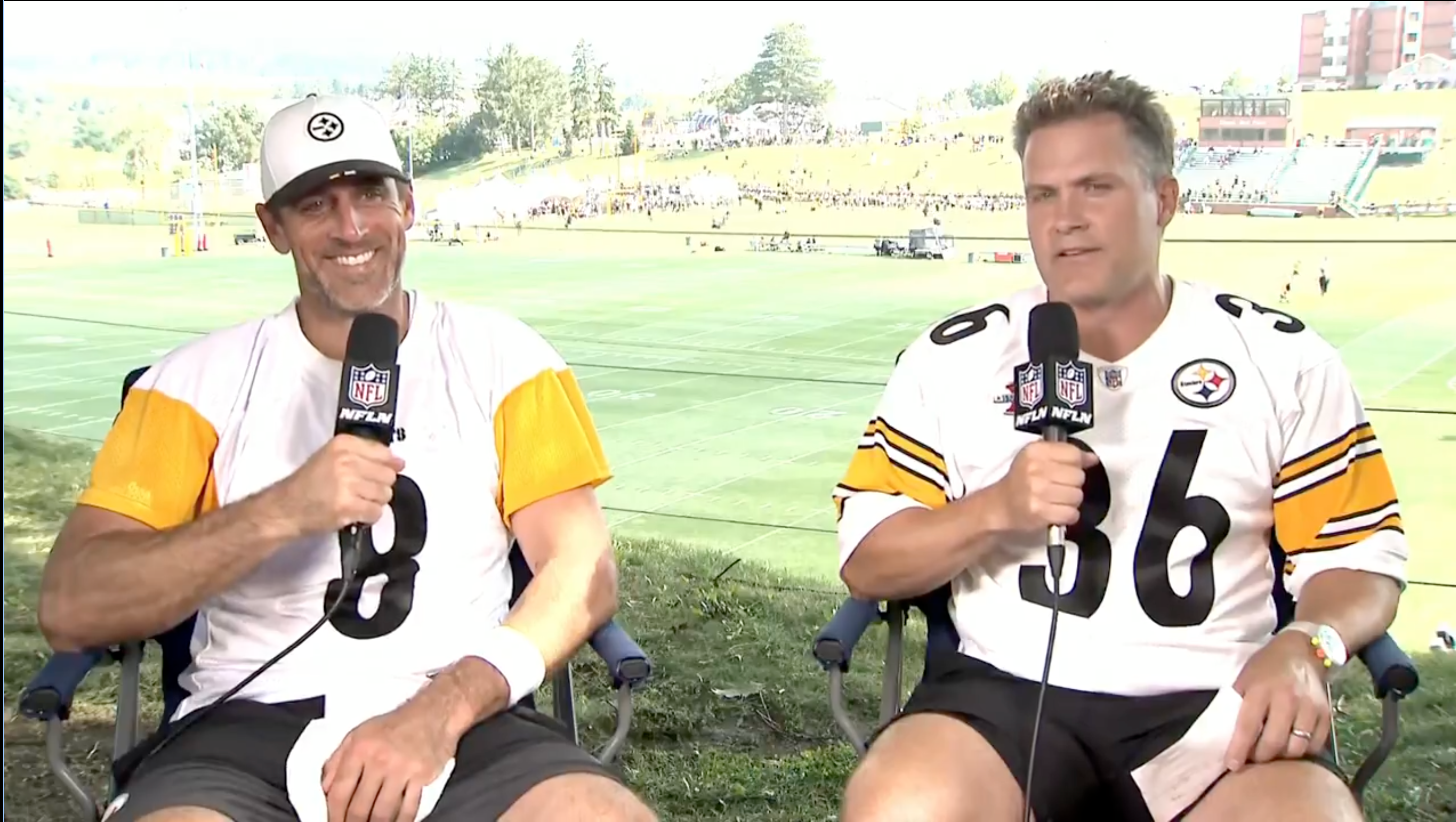 Pittsburgh Steelers quarterback Aaron Rodgers sits down with Kyle Brandt.