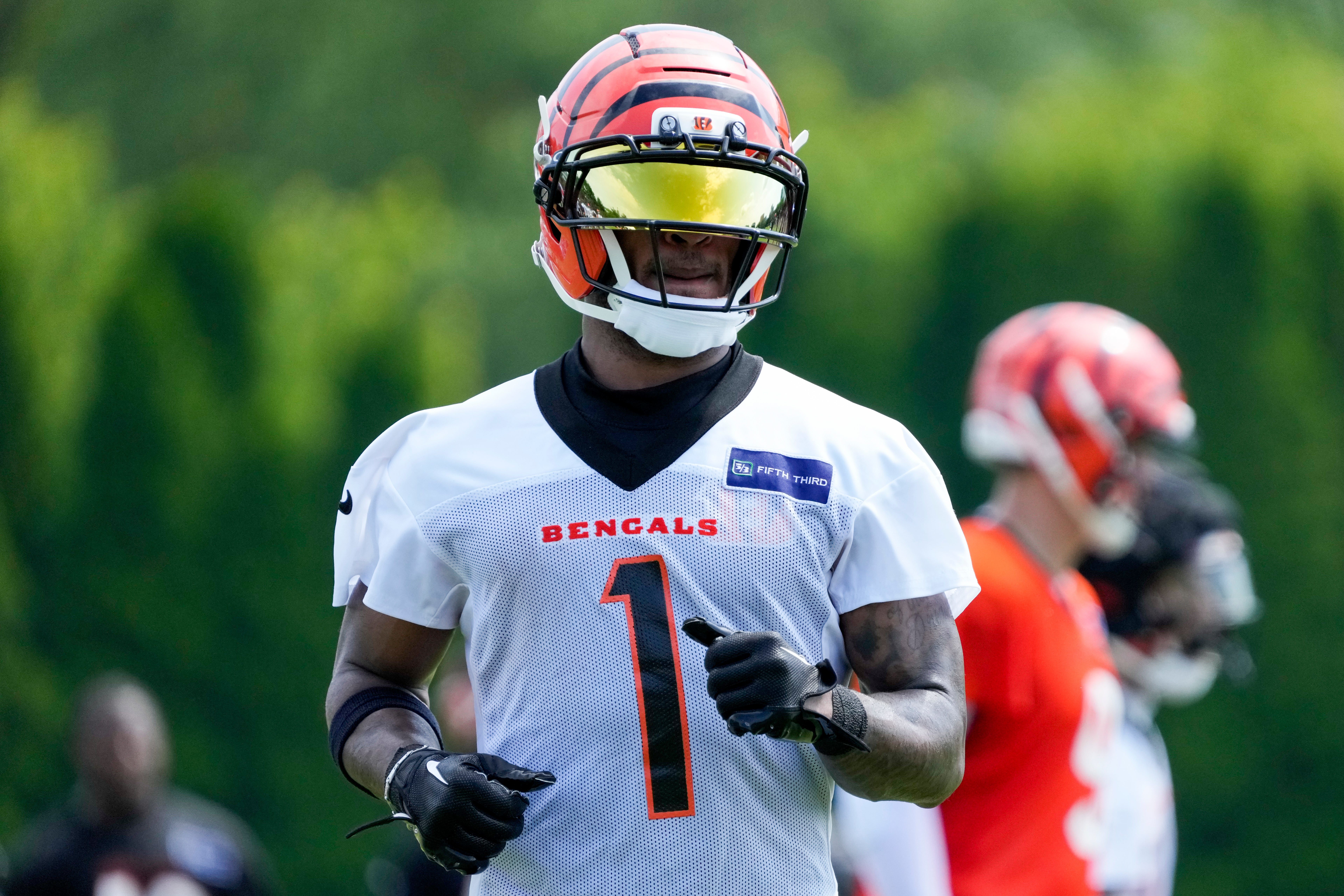Cincinnati Bengals wide receiver Ja'Marr Chase (1) lines up wide during the second day of preseason training camp in downtown Cincinnati on Thursday, July 24, 2025.
