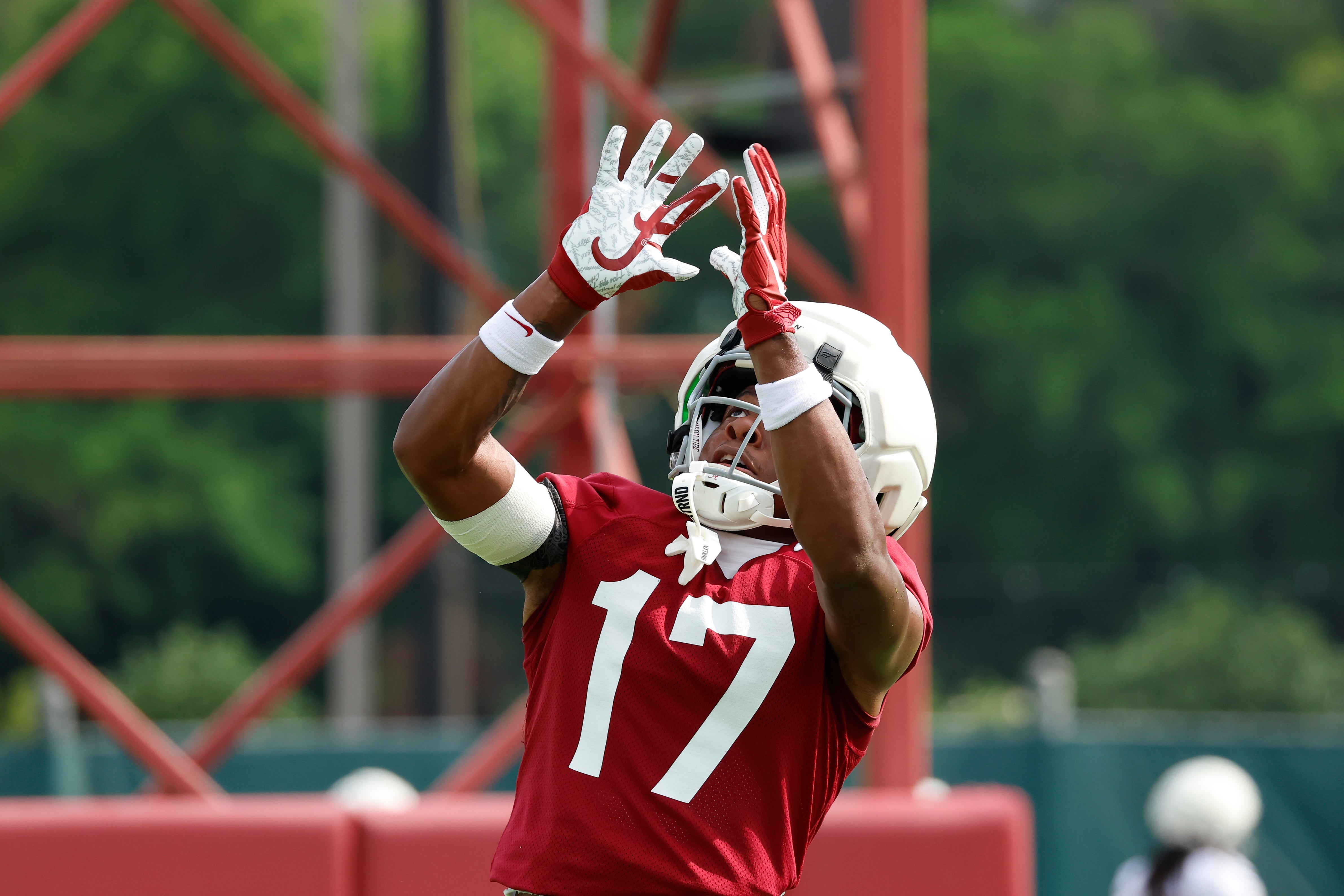 Alabama wide receiver Lotzeir Brooks