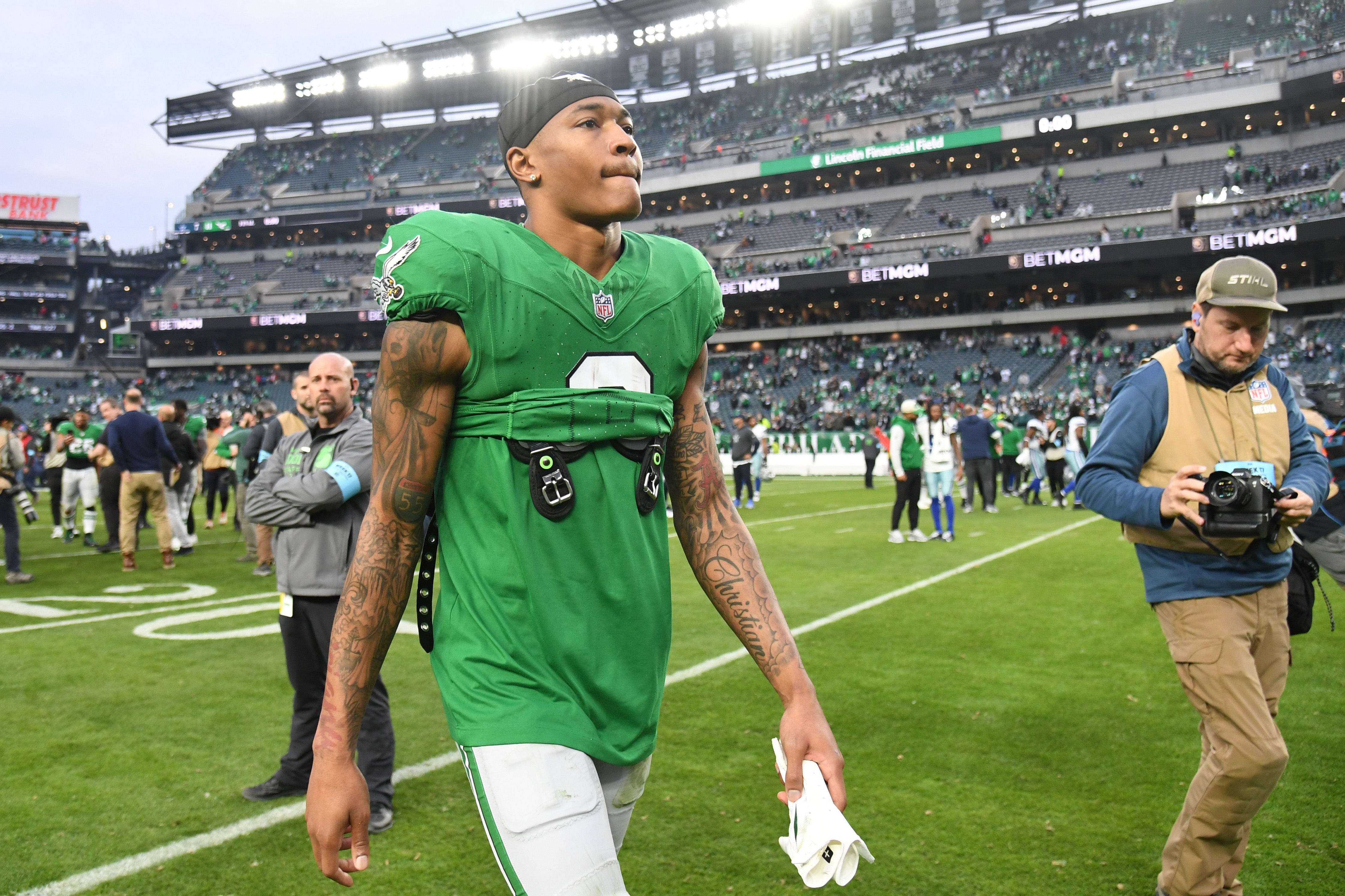 Philadelphia Eagles wide receiver DeVonta Smith (6) against the Dallas Cowboys at Lincoln Financial Field.