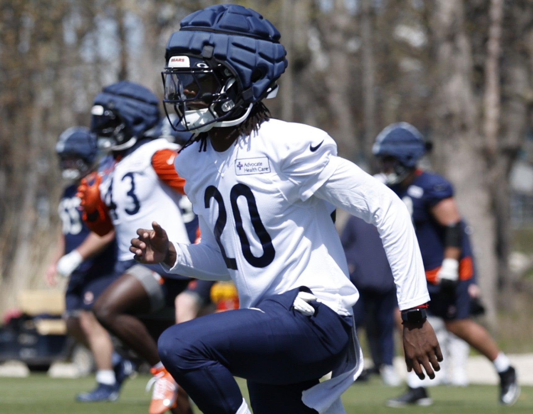 May 9, 2025; Lake Forest, IL, USA; Chicago Bears defensive back Zah Frazier (20) warms up during the Rookie Minicamp at Halas Hall.
