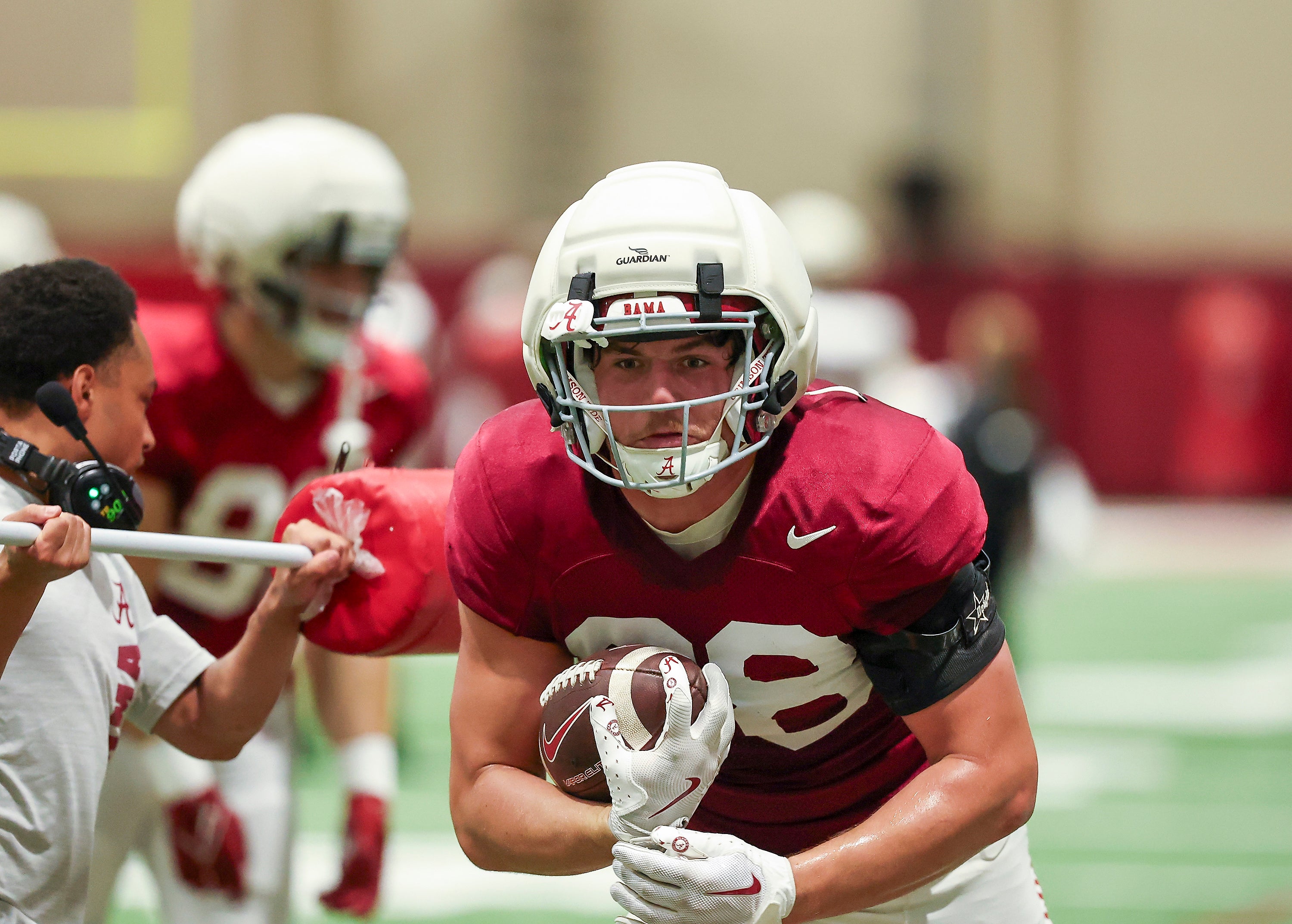 Alabama tight end Jay Lindsey goes through spring practice for the Crimson Tide. Photo credit: Alabama Athletics