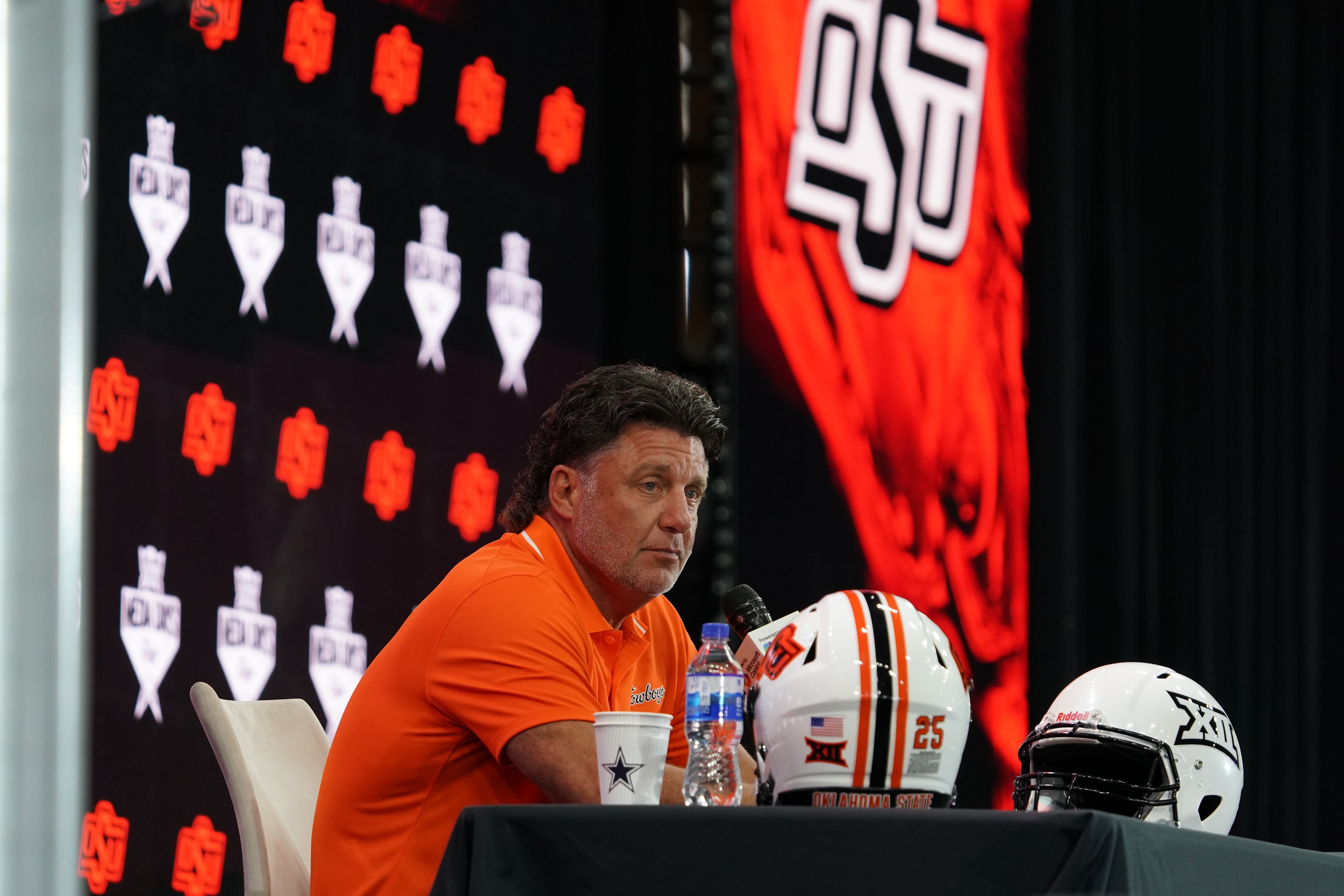 Oklahoma State head coach Mike Gundy
