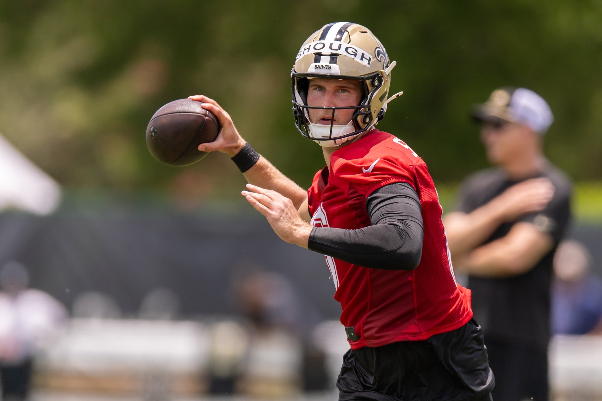 New Orleans Saints quarterback Tyler Shough (6) on passing drills during minicamp at Ochsner Sports Performance Center.