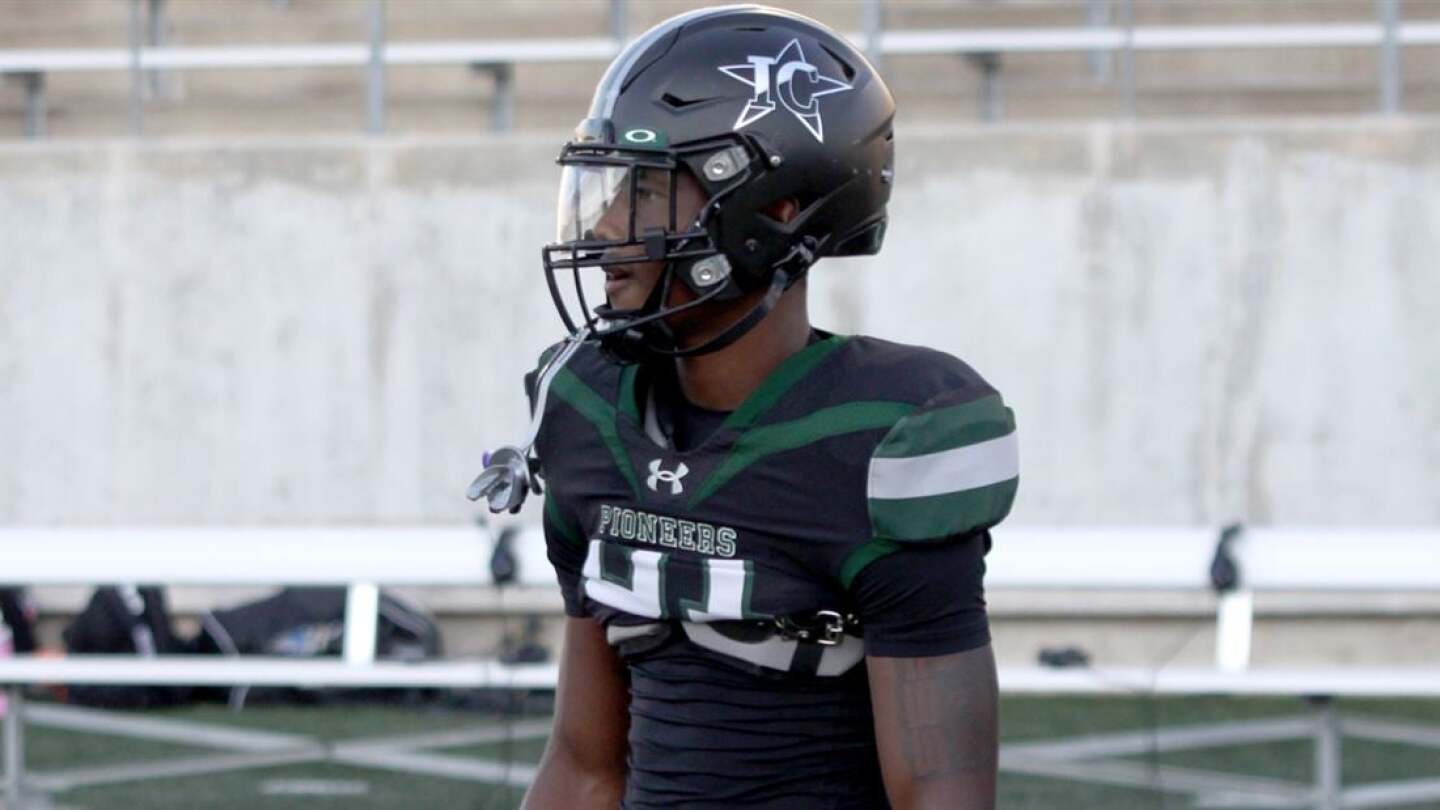 2026 Houston WR commit Jayden Warren