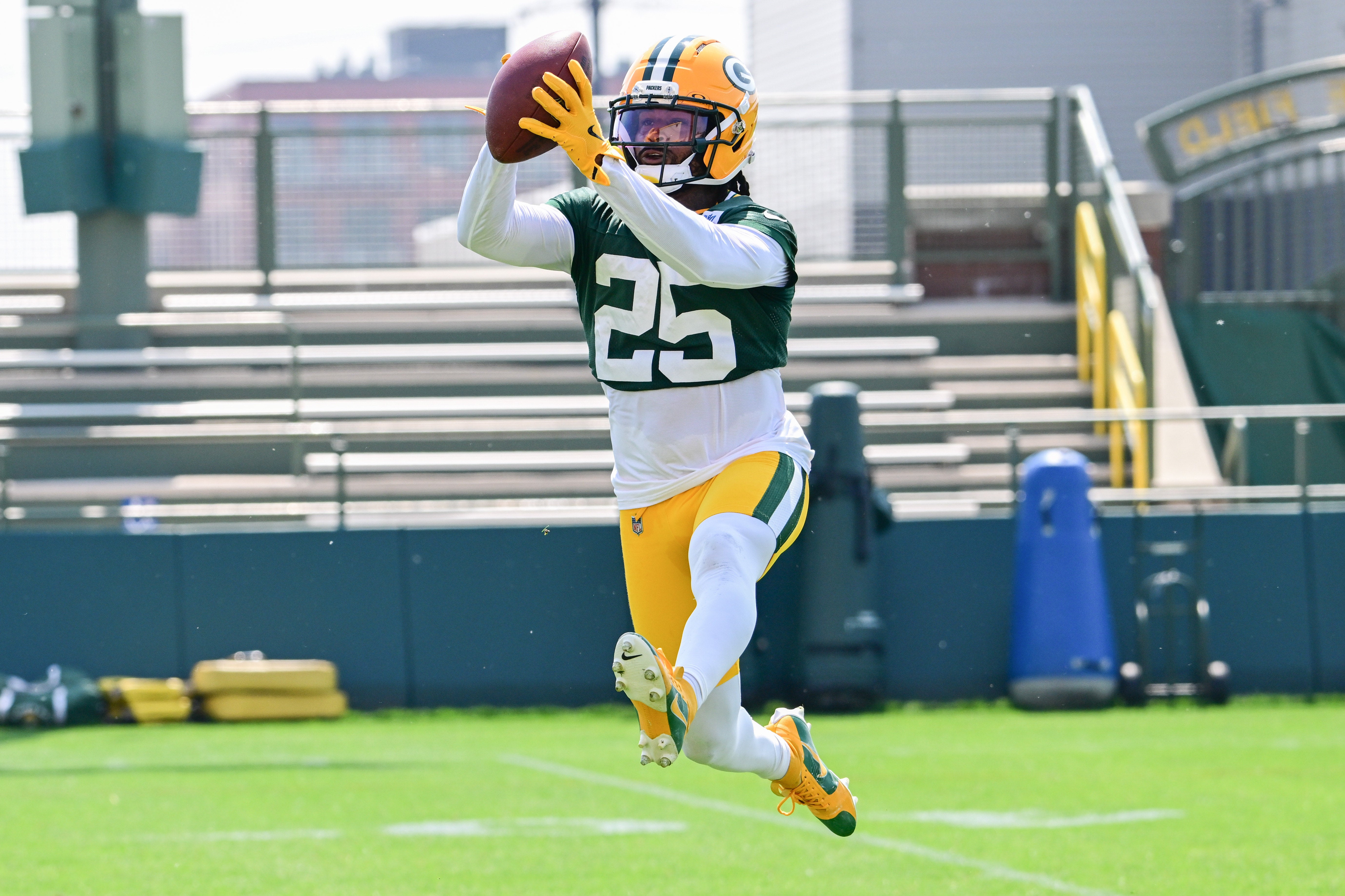 Green Bay Packers defensive back Keisean Nixon (25) participates in the team's minicamp at Ray Nitschke Field.