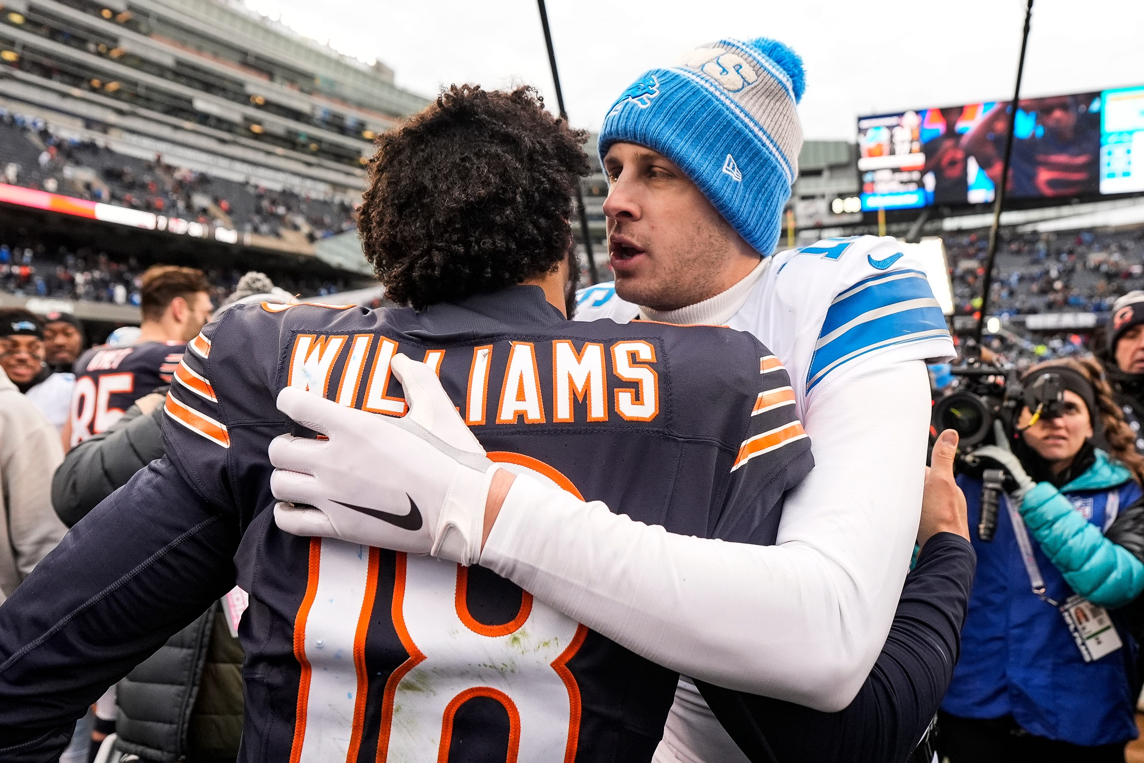 Detroit Lions quarterback Jared Goff (16) hugs Chicago Bears quarterback Caleb Williams (18) after 34-17 win at Soldier Field in Chicago, Ill. on Sunday, Dec. 22, 2024.