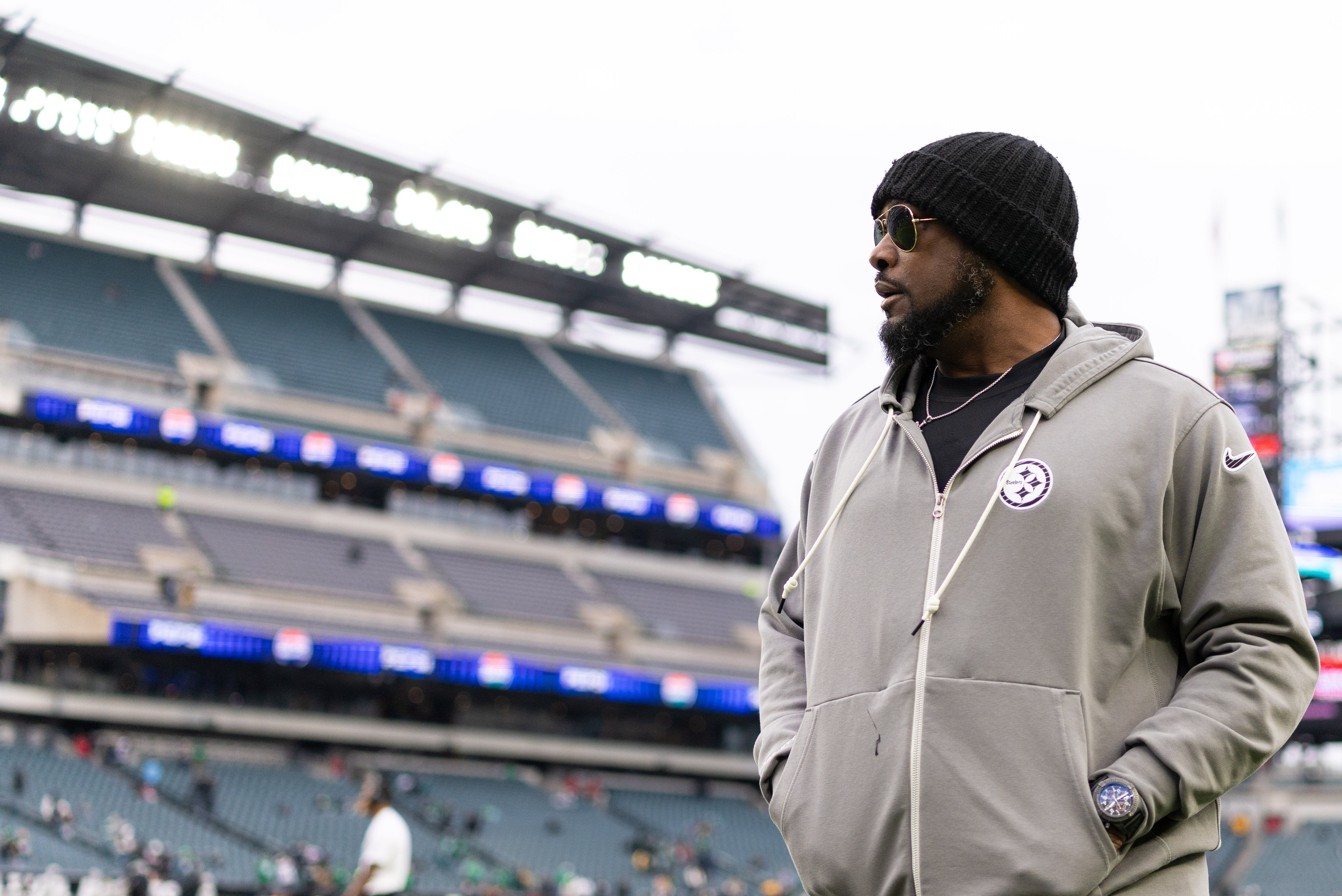 Dec 15, 2024; Philadelphia, Pennsylvania, USA; Pittsburgh Steelers head coach Mike Tomlin before action against the Philadelphia Eagles at Lincoln Financial Field. Bill Streicher-Imagn Images