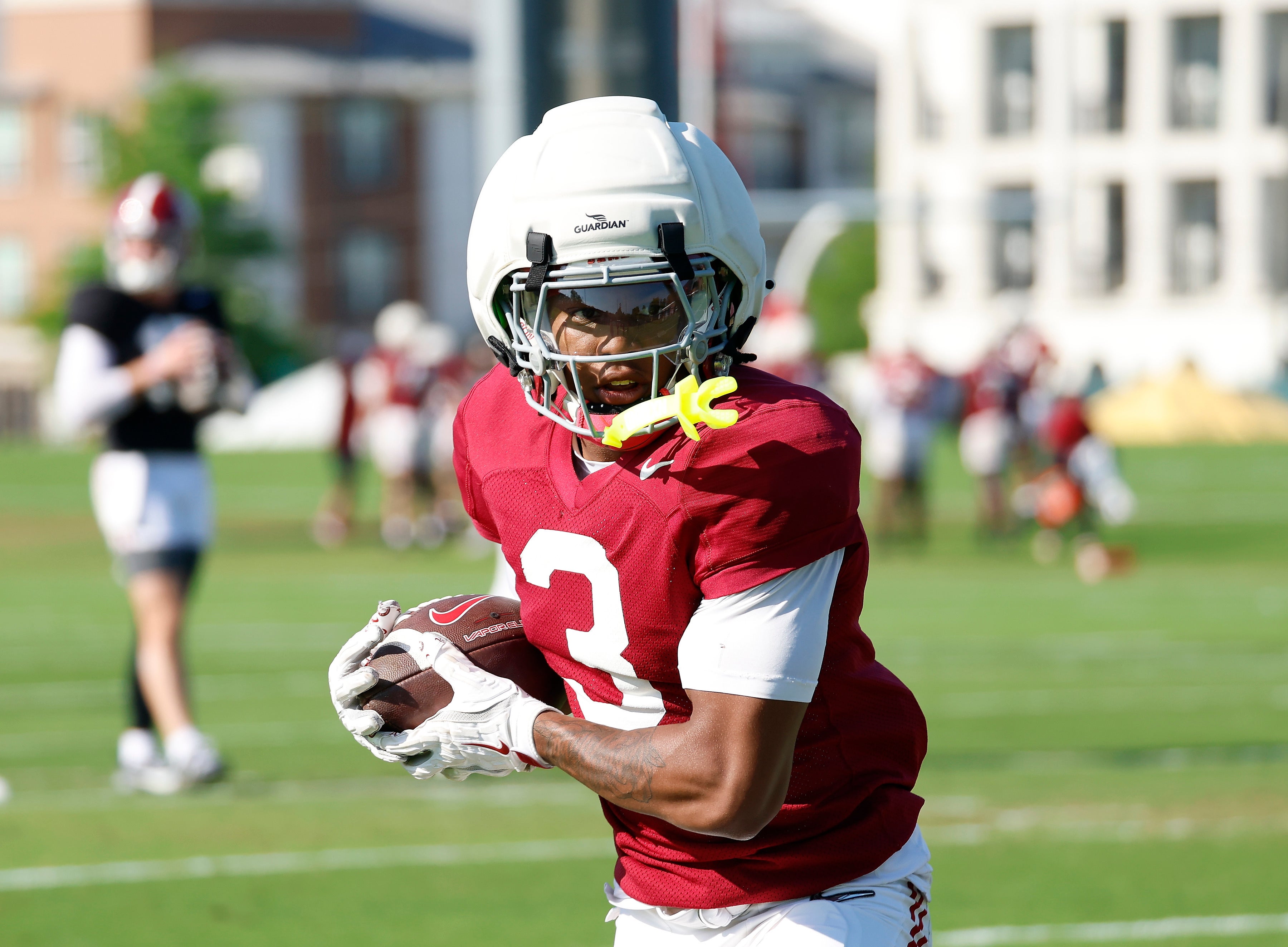 Alabama wide receiver Jaylen Mbakwe