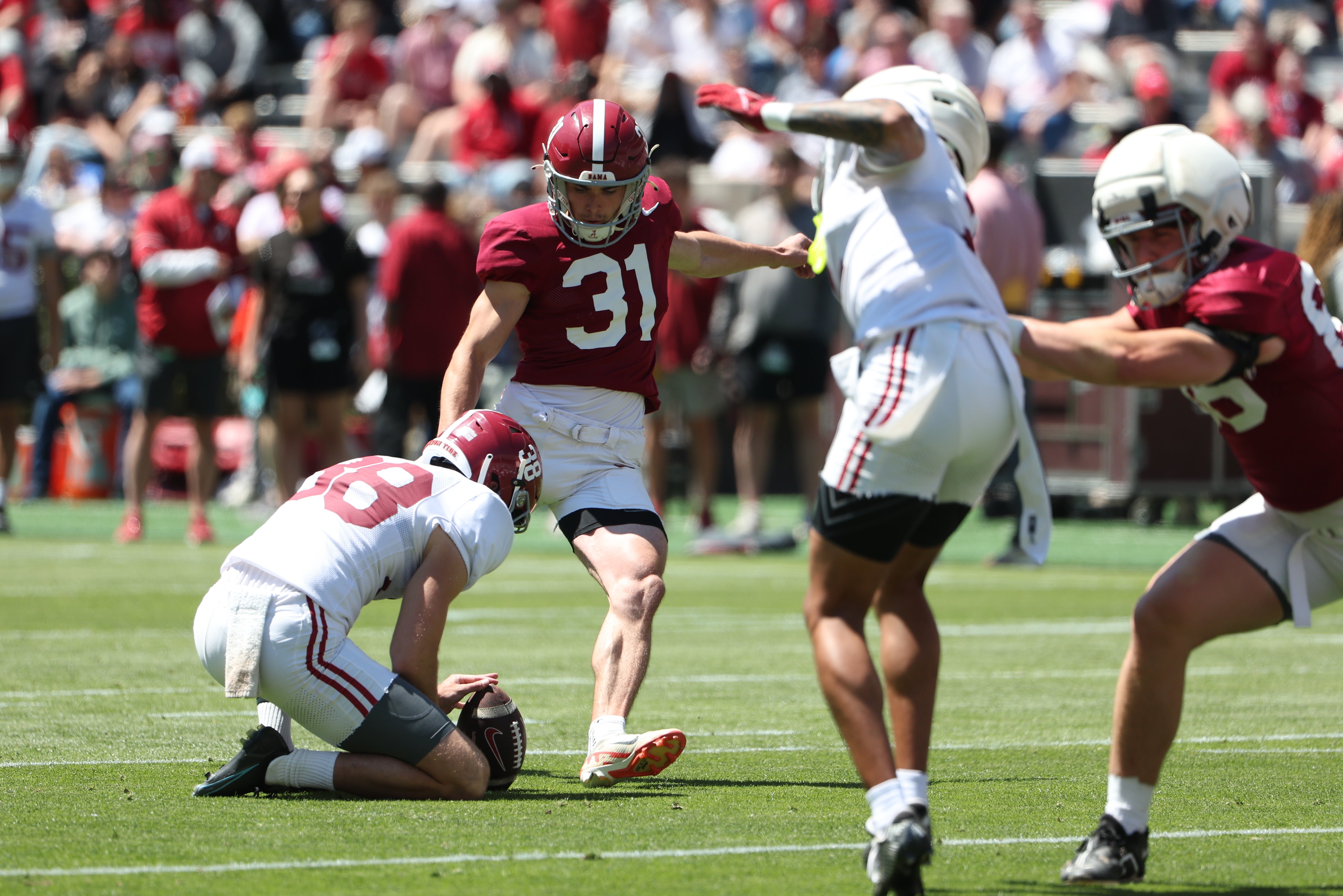 Alabama kicker Conor Talty