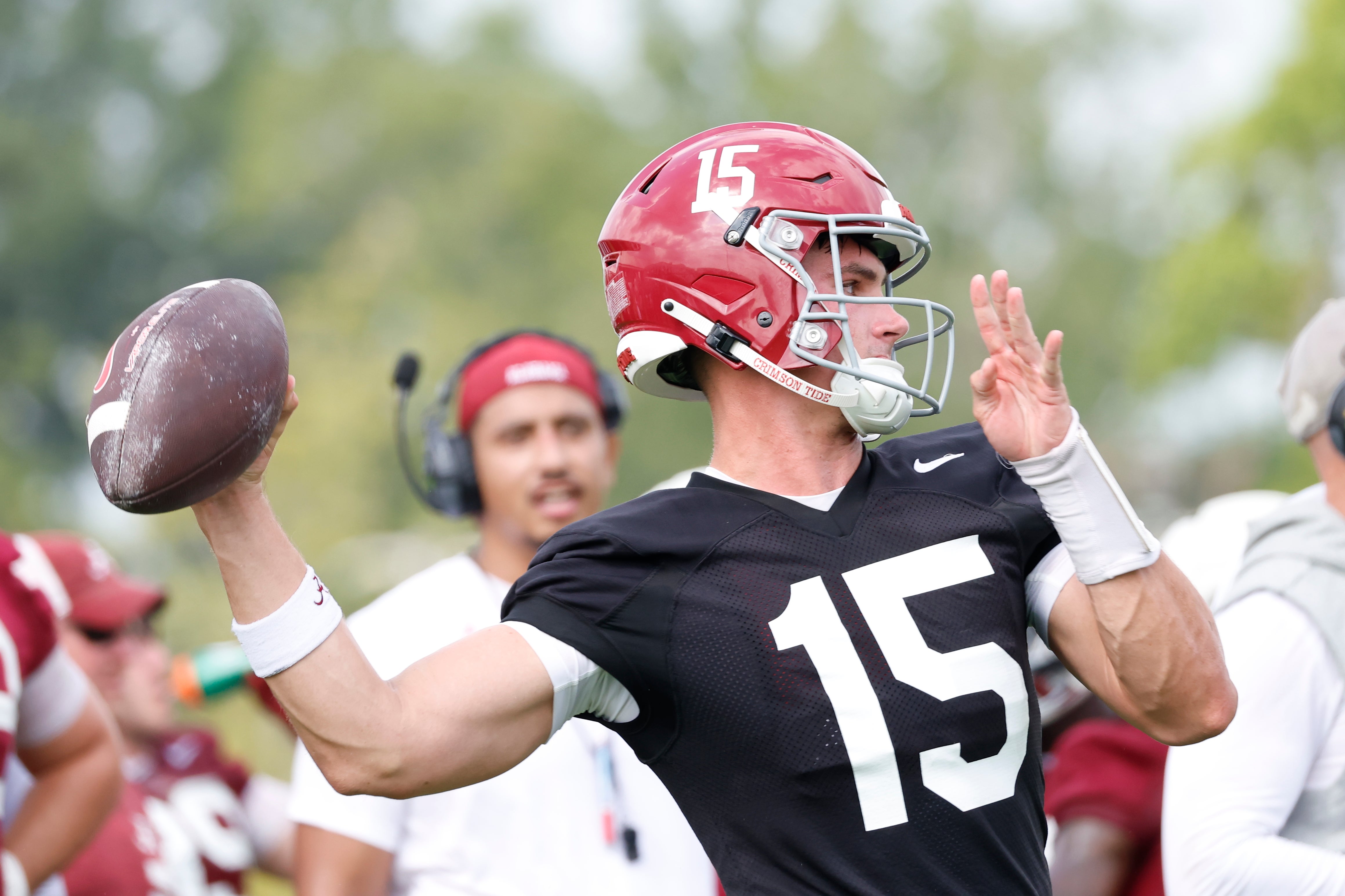Alabama quarterback Ty Simpson