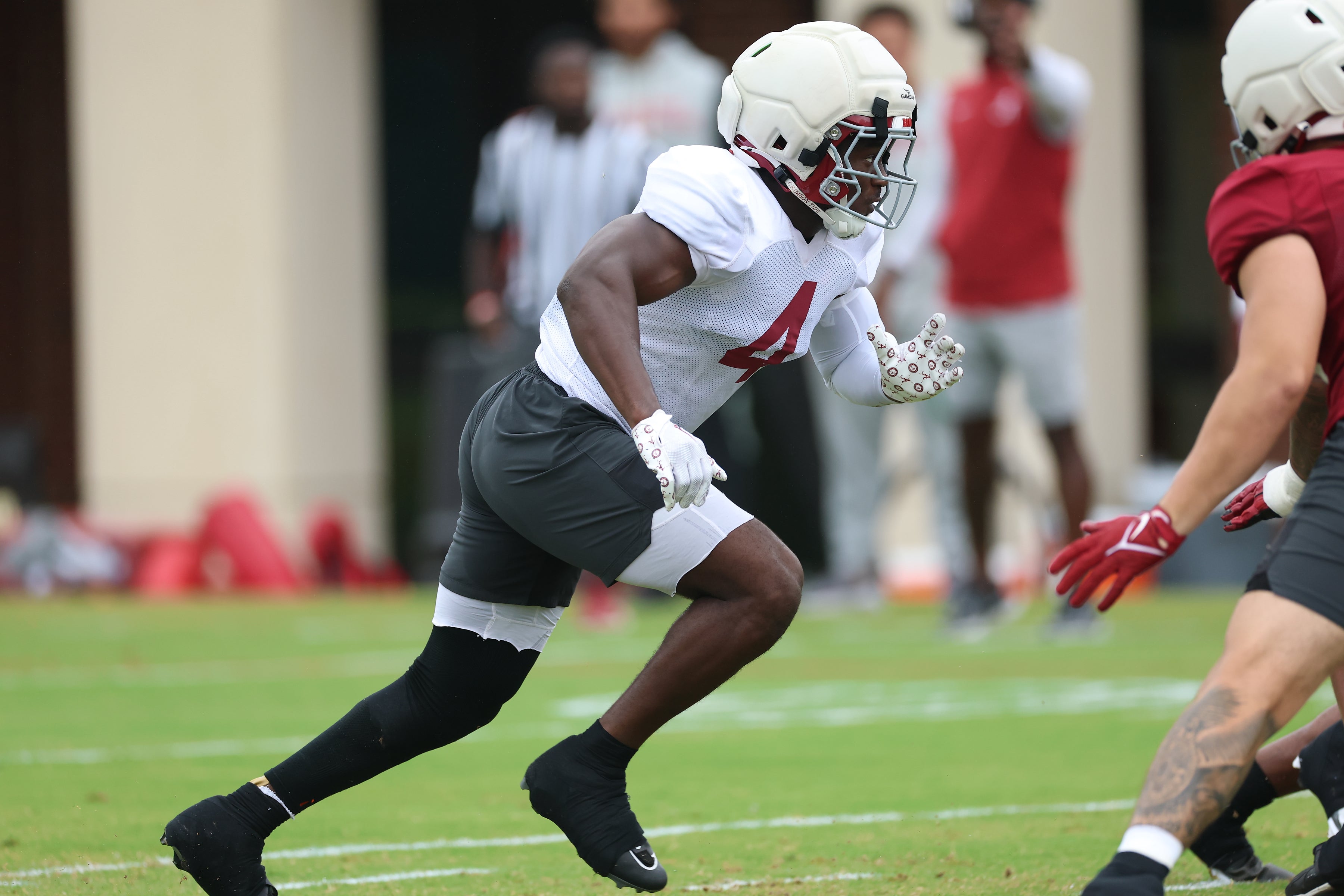 Alabama linebacker Qua Russaw