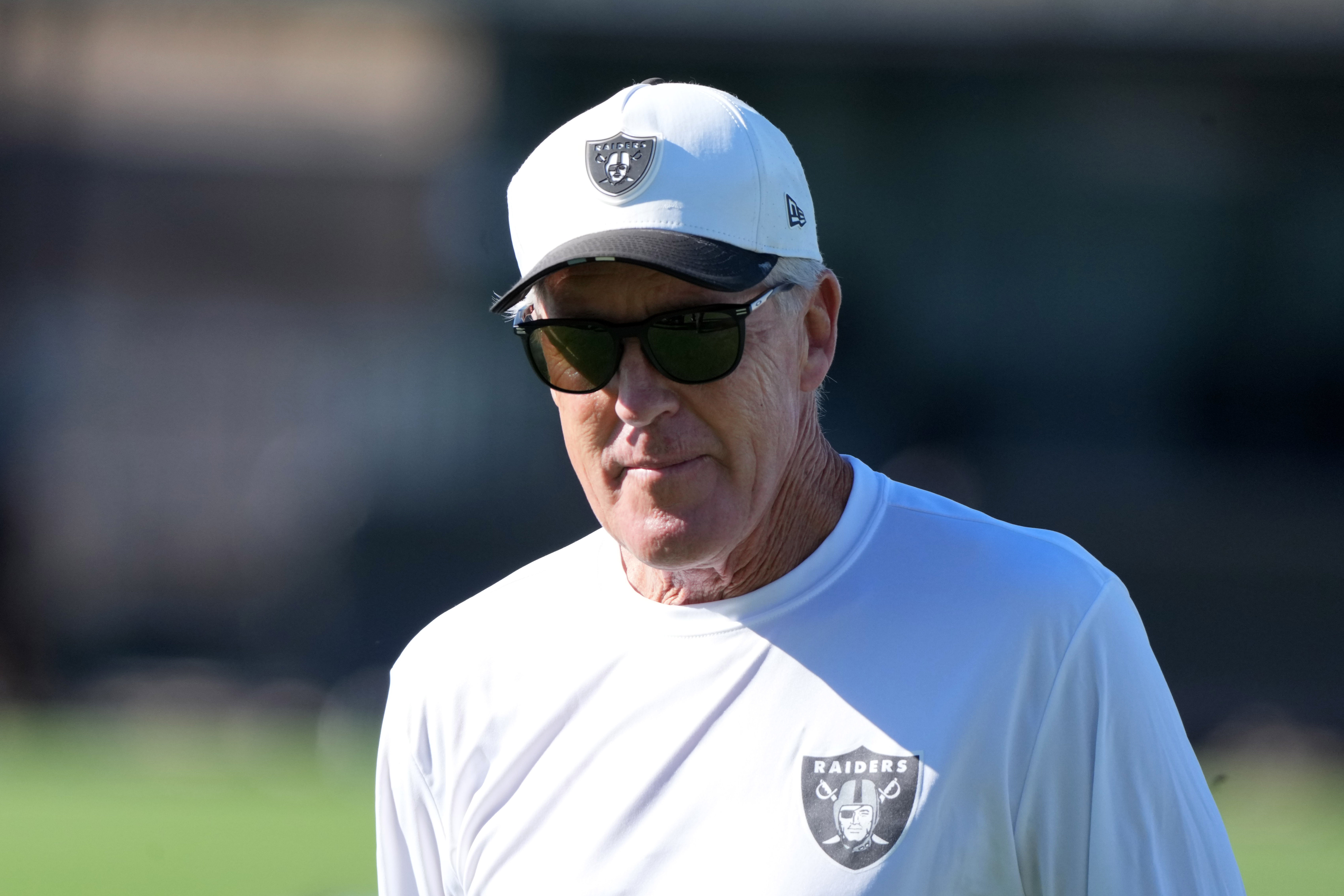 Las Vegas Raiders head coach Pete Carroll