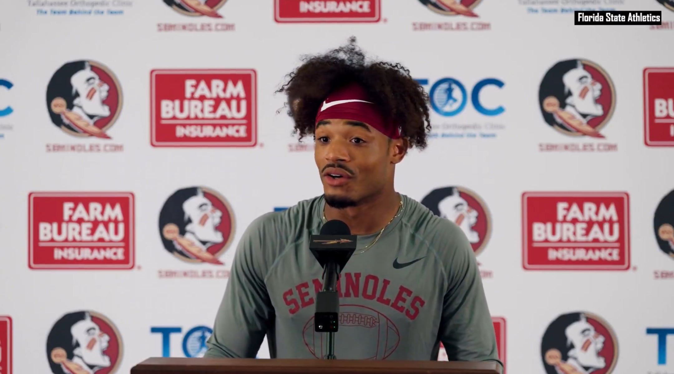 Florida State Seminoles quarterback Thomas Castellanos