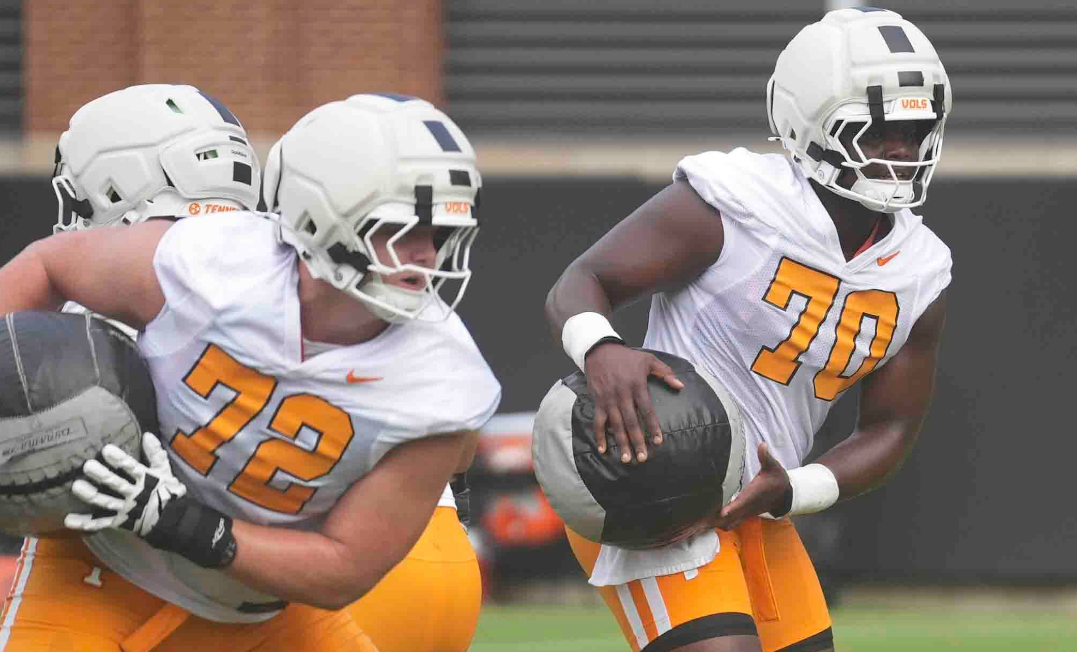 Tennessee Vols player named by Pro Football Focus as one of the top 10 ...