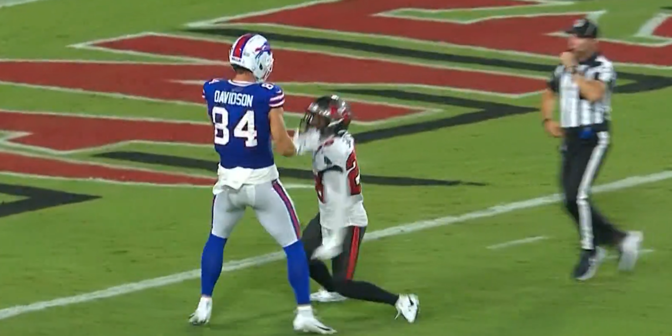 Bucs' Shilo Sanders gets ready to throw a punch at Bills' Zach Davidson during preseason finale