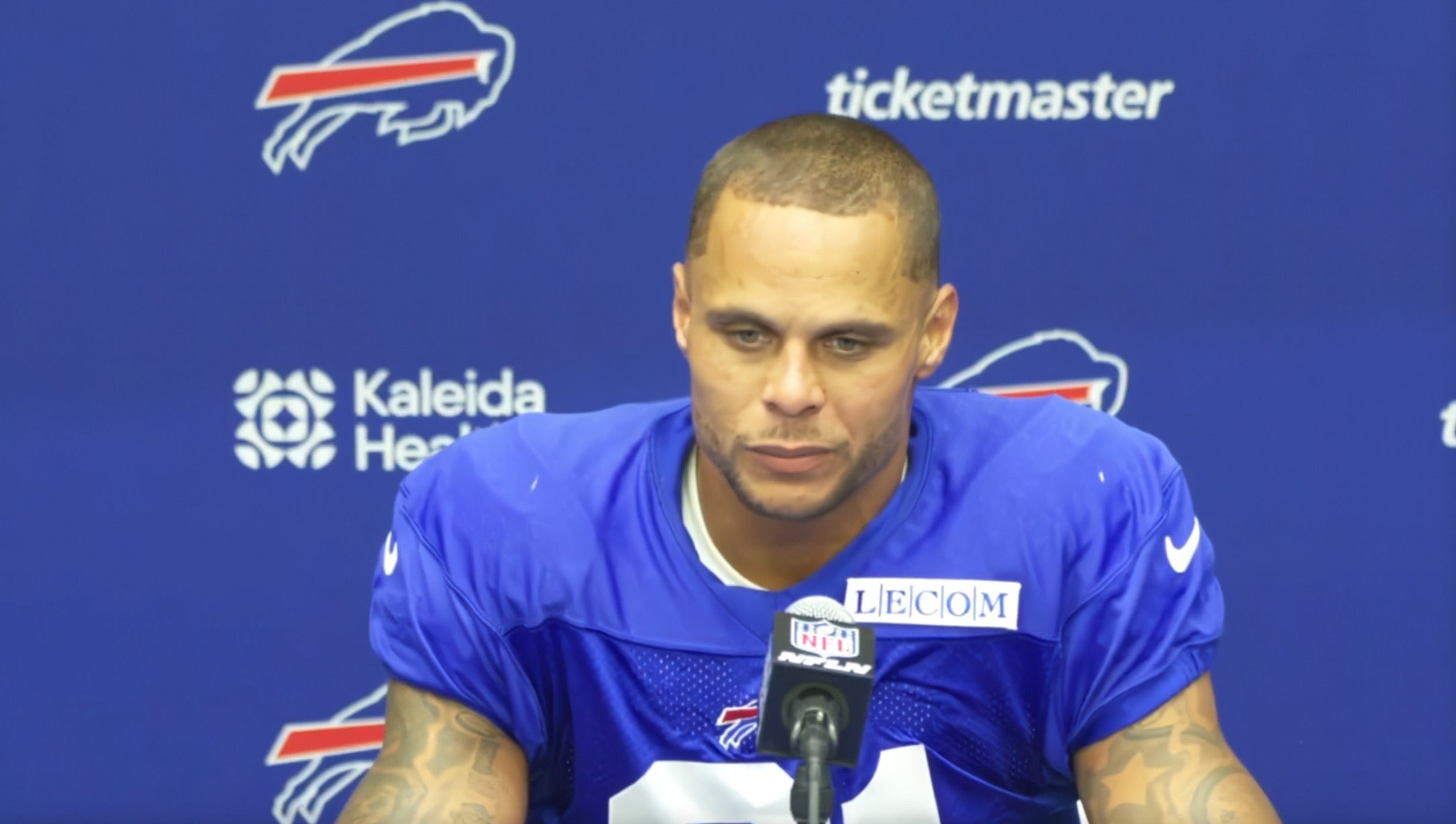 Buffalo Bills veteran safety speaks to the media about his return to Buffalo