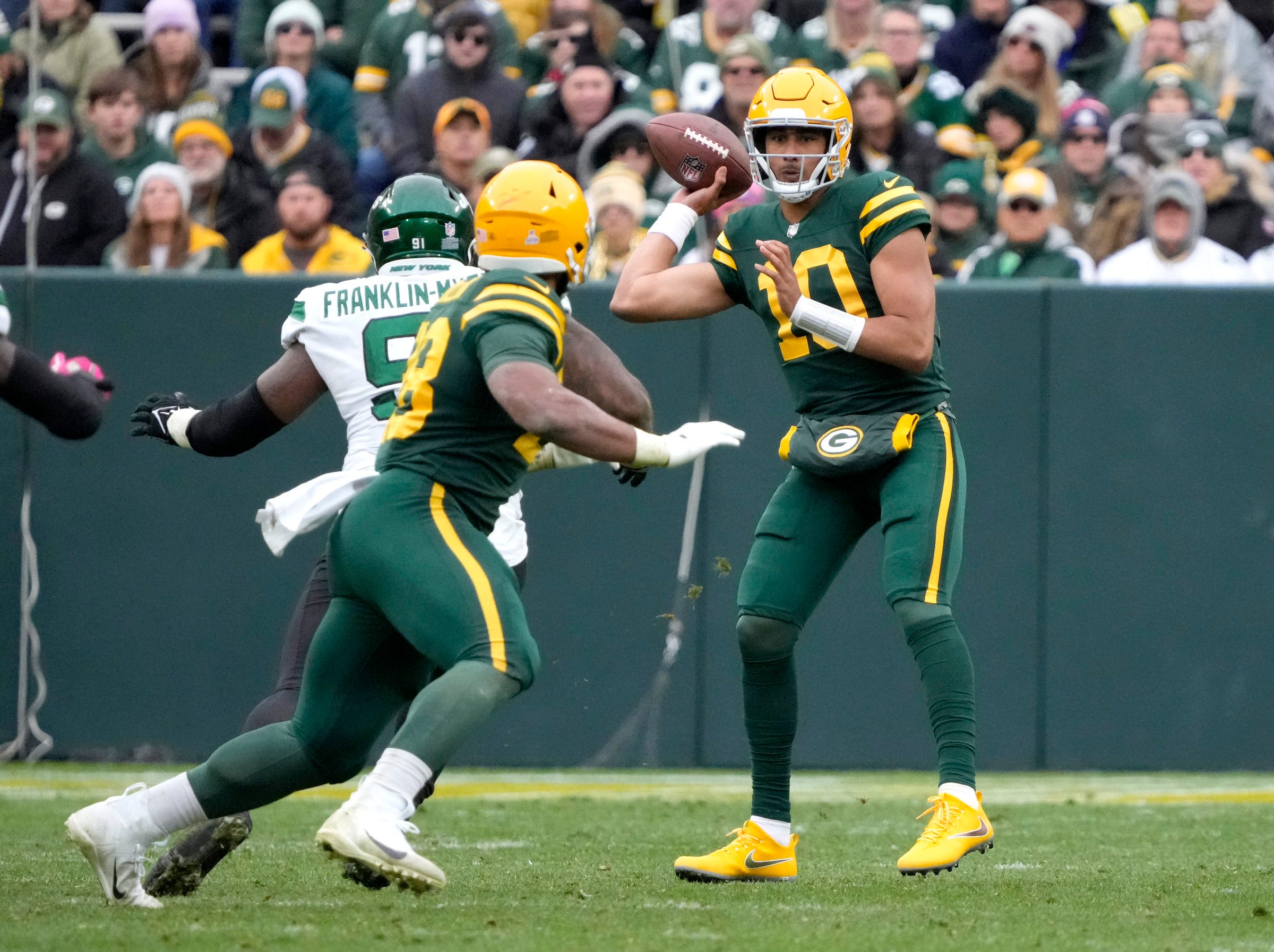 Green Bay Packers quarterback Jordan Love (10) plays out the final minutes in the Packers r27-10 loss to the New York Jets during the fourth quarter of their game on Sunday, Oct. 16, 2022 at Lambeau Field in Green Bay.