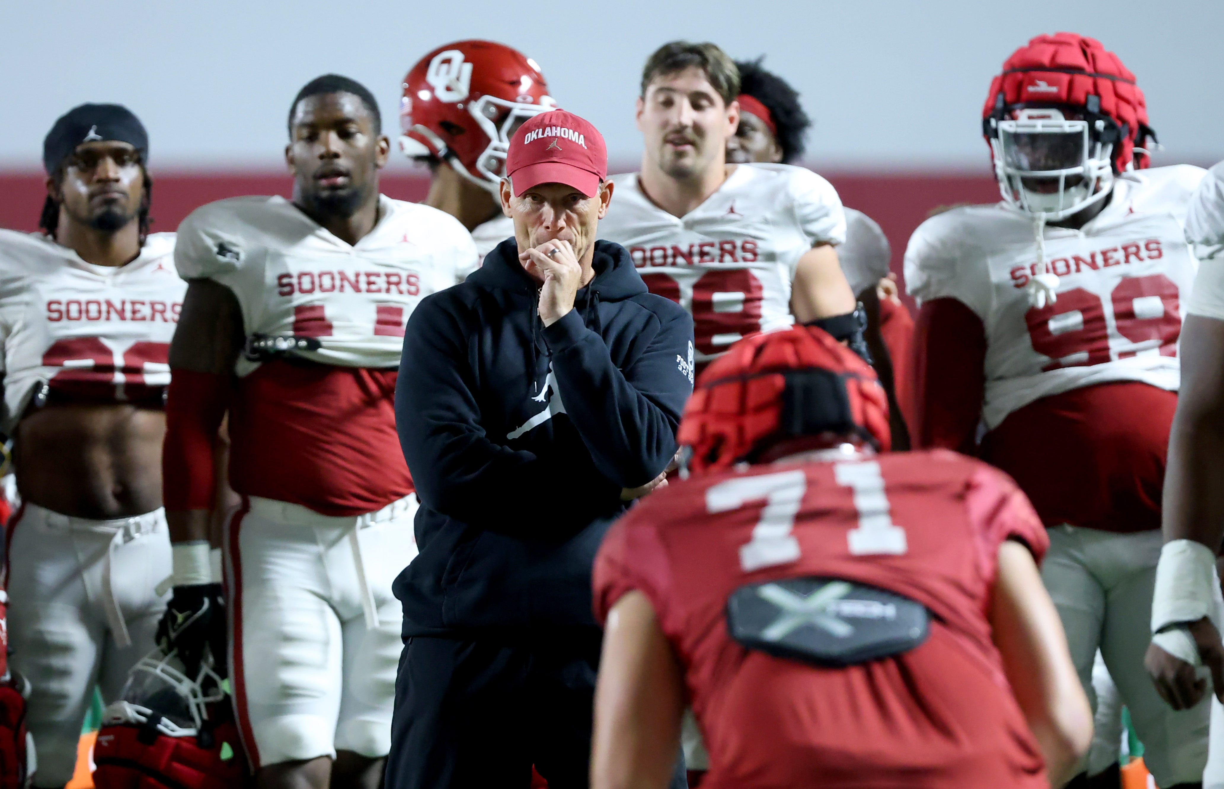 Oklahoma Sooners head coach Brent Venables