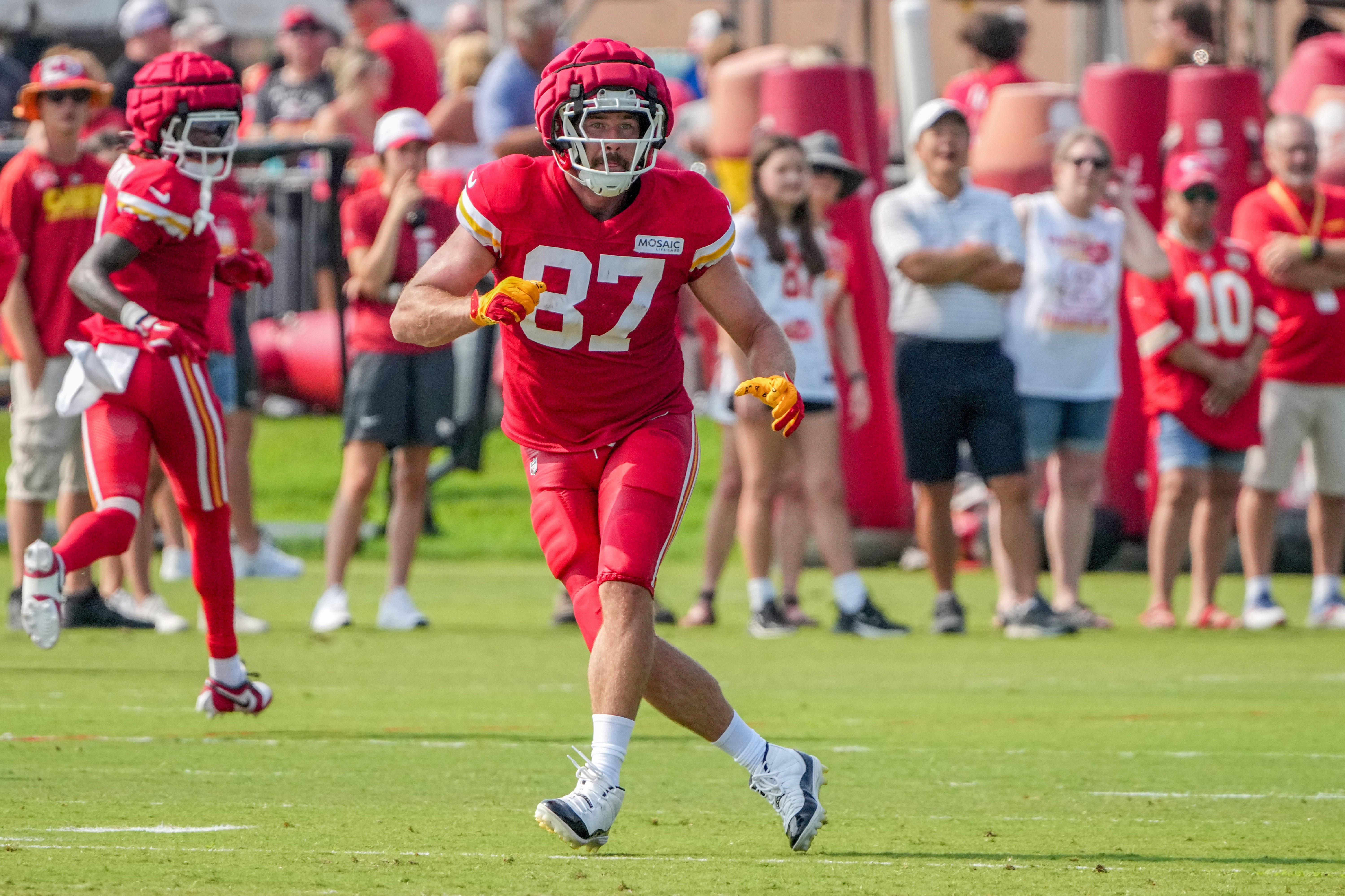 Kansas City Chiefs tight end Travis Kelce (87) runs a passing route during training camp at Missouri Western State University.