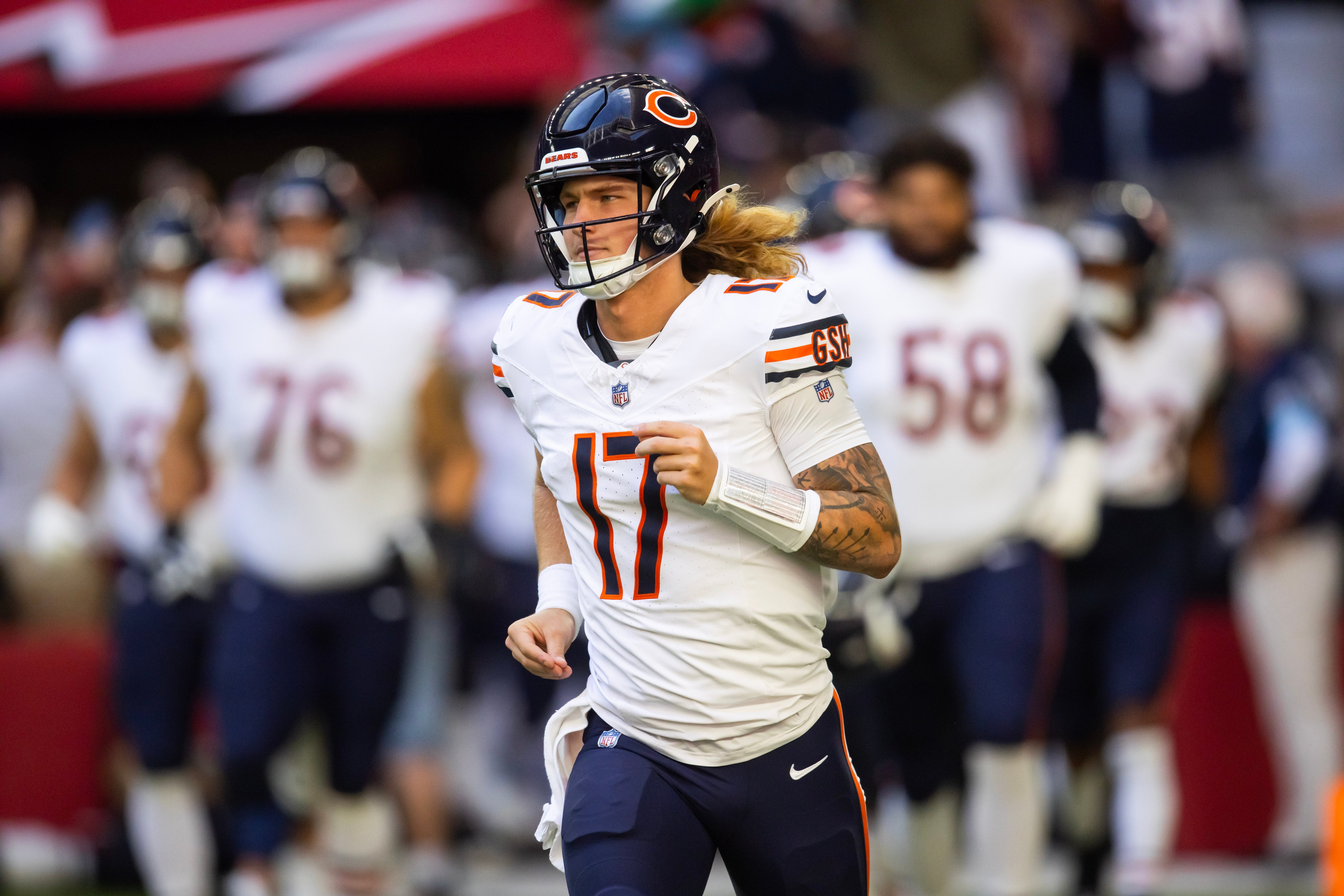 Nov 3, 2024; Glendale, Arizona, USA; Chicago Bears quarterback Tyson Bagent (17) against the Arizona Cardinals at State Farm Stadium.