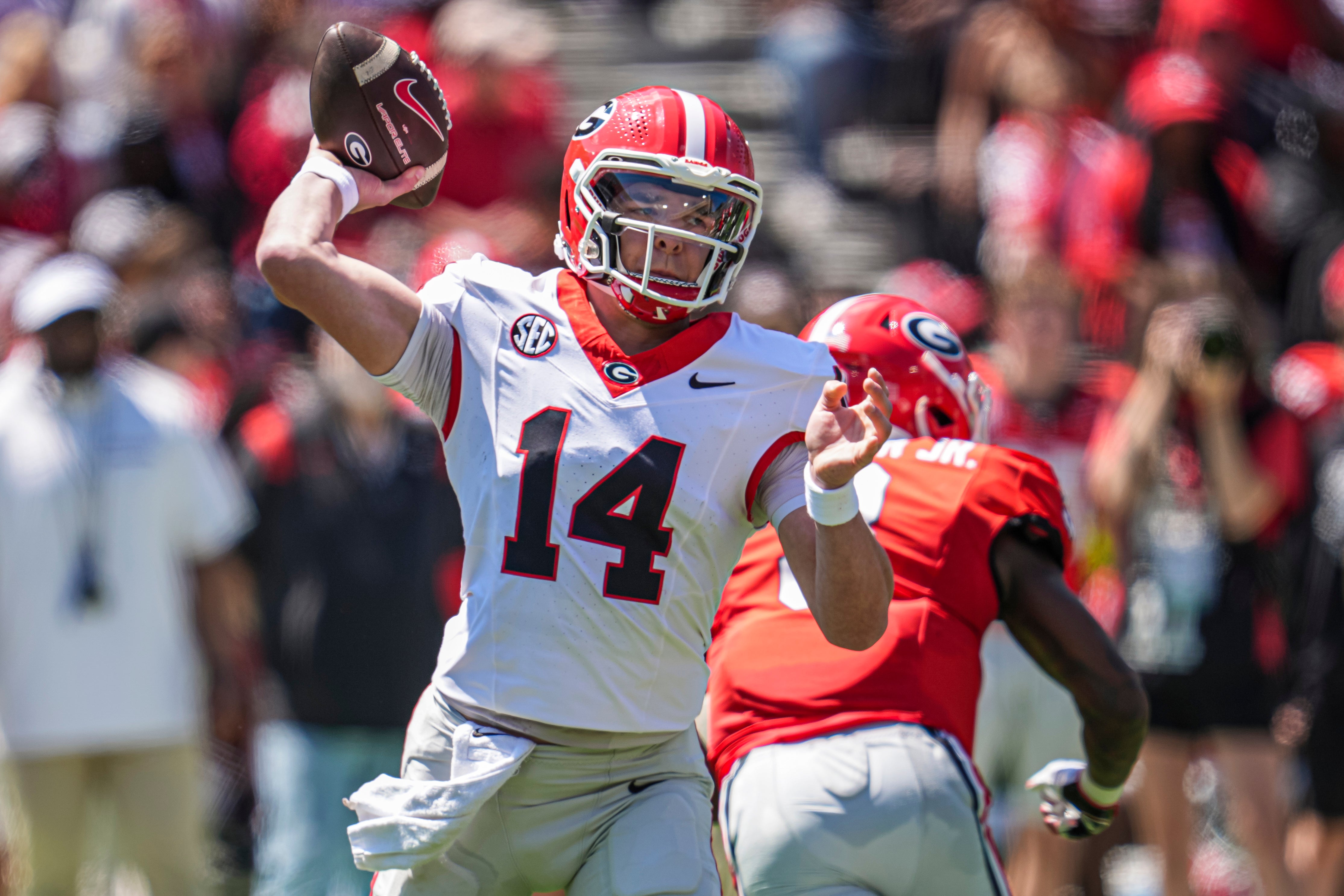 Georgia Bulldogs quarterback Gunner Stockton (14) passes during the Georgia Spring game at Sanford Stadium. Dale Zanine-Imagn Images
