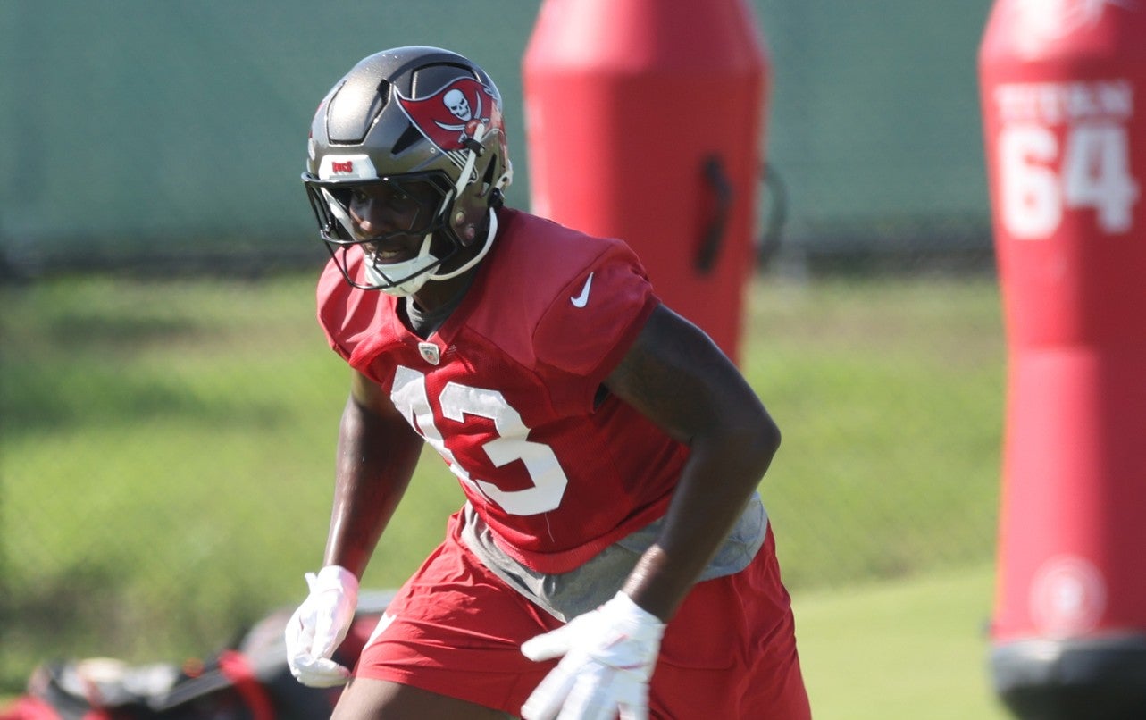 Tampa, FL, USA; Tampa Bay Buccaneers linebacker Chris Braswell (43) works out at One Buc Place.