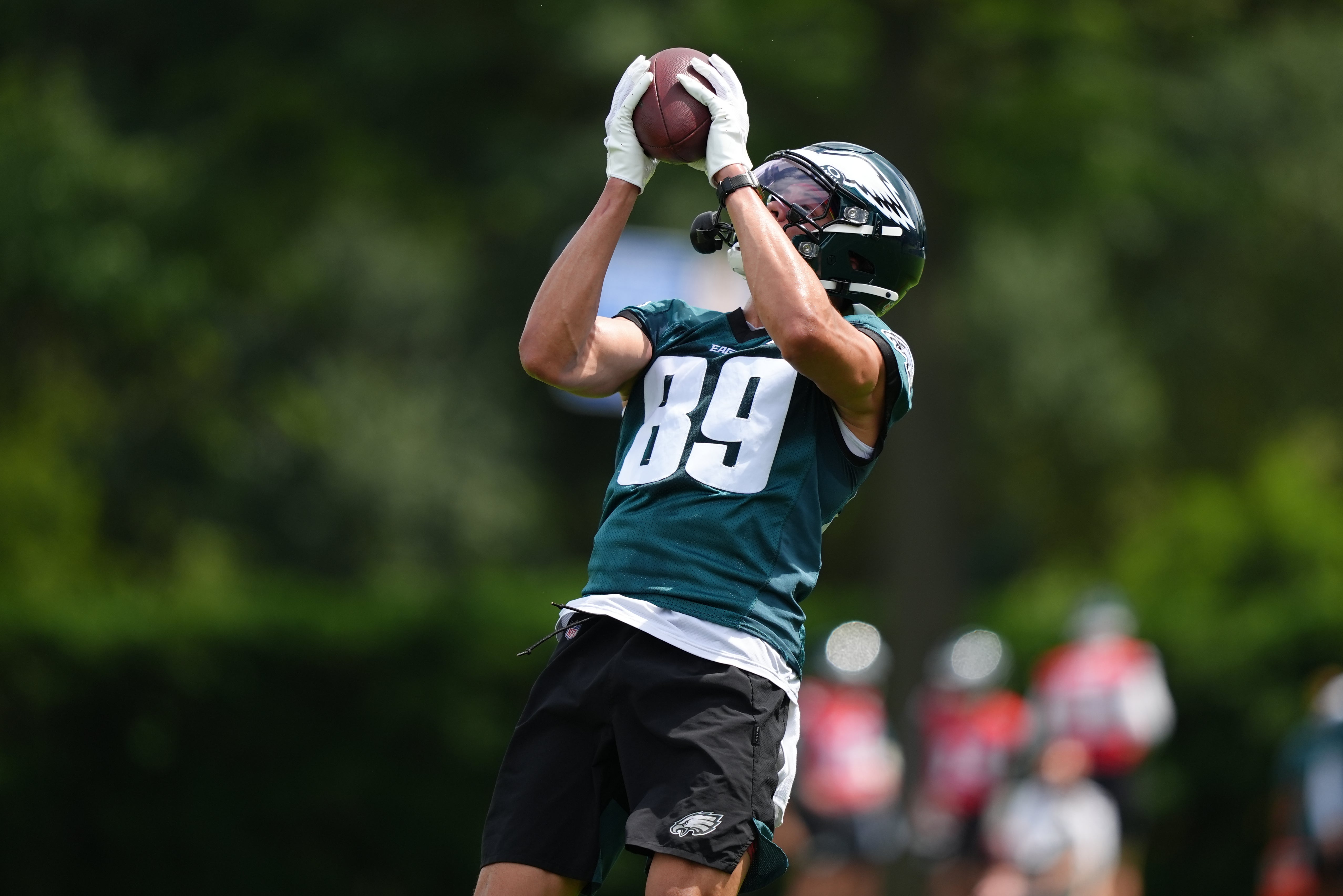 Philadelphia Eagles wide receiver Johnny Wilson (89) makes a reception during a practice drill at NovaCare Complex. Kyle Ross-Imagn Images
