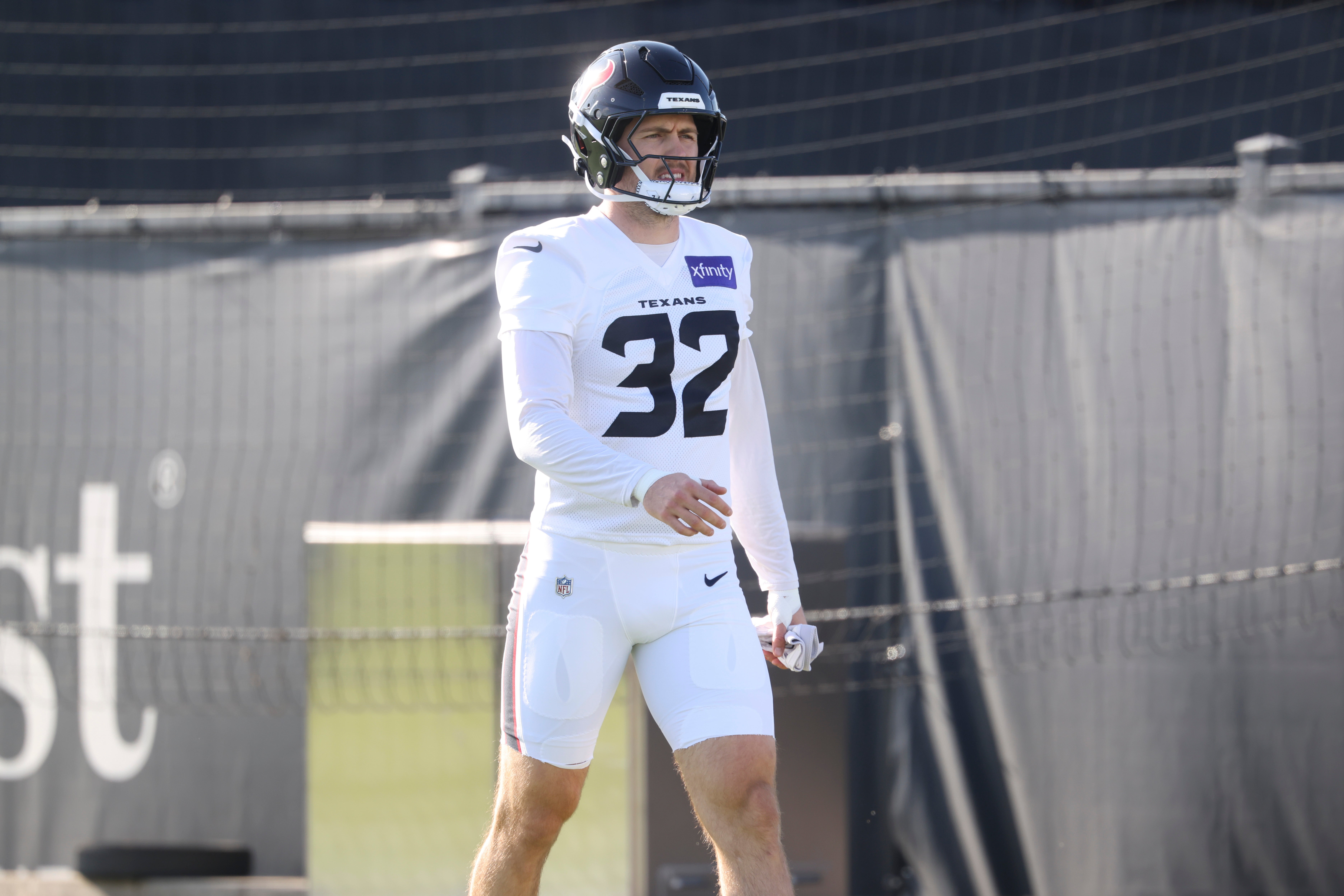 Jul 23, 2025; Houston, TX, USA; Houston Texans linebacker Nick Niemann (32) during training camp at Houston Methodist Training Center.