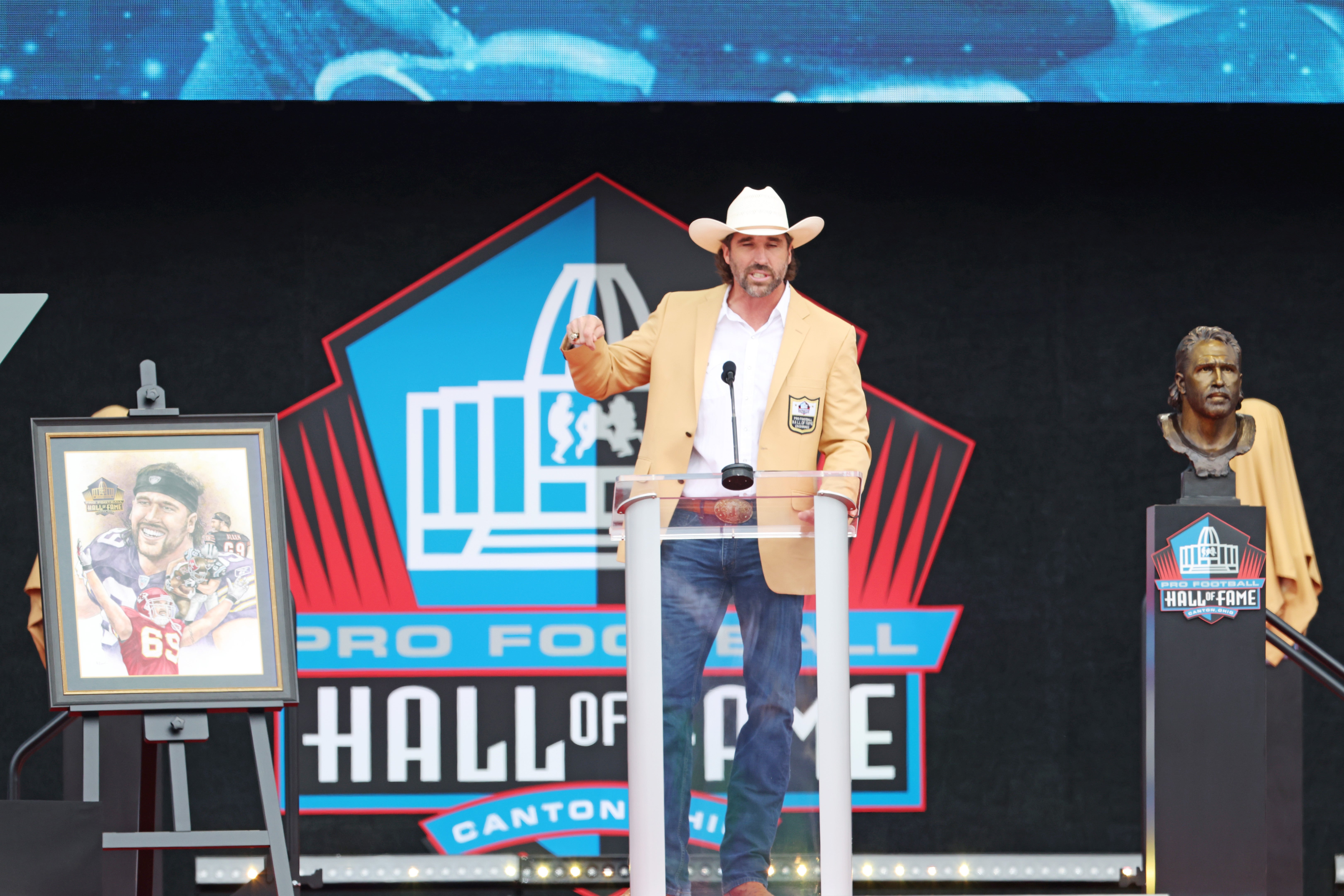 Pro Football Hall of Fame-Class of 2025 enshrinee Jared Allen gives his acceptance speech at Tom Benson Hall of Fame Stadium.