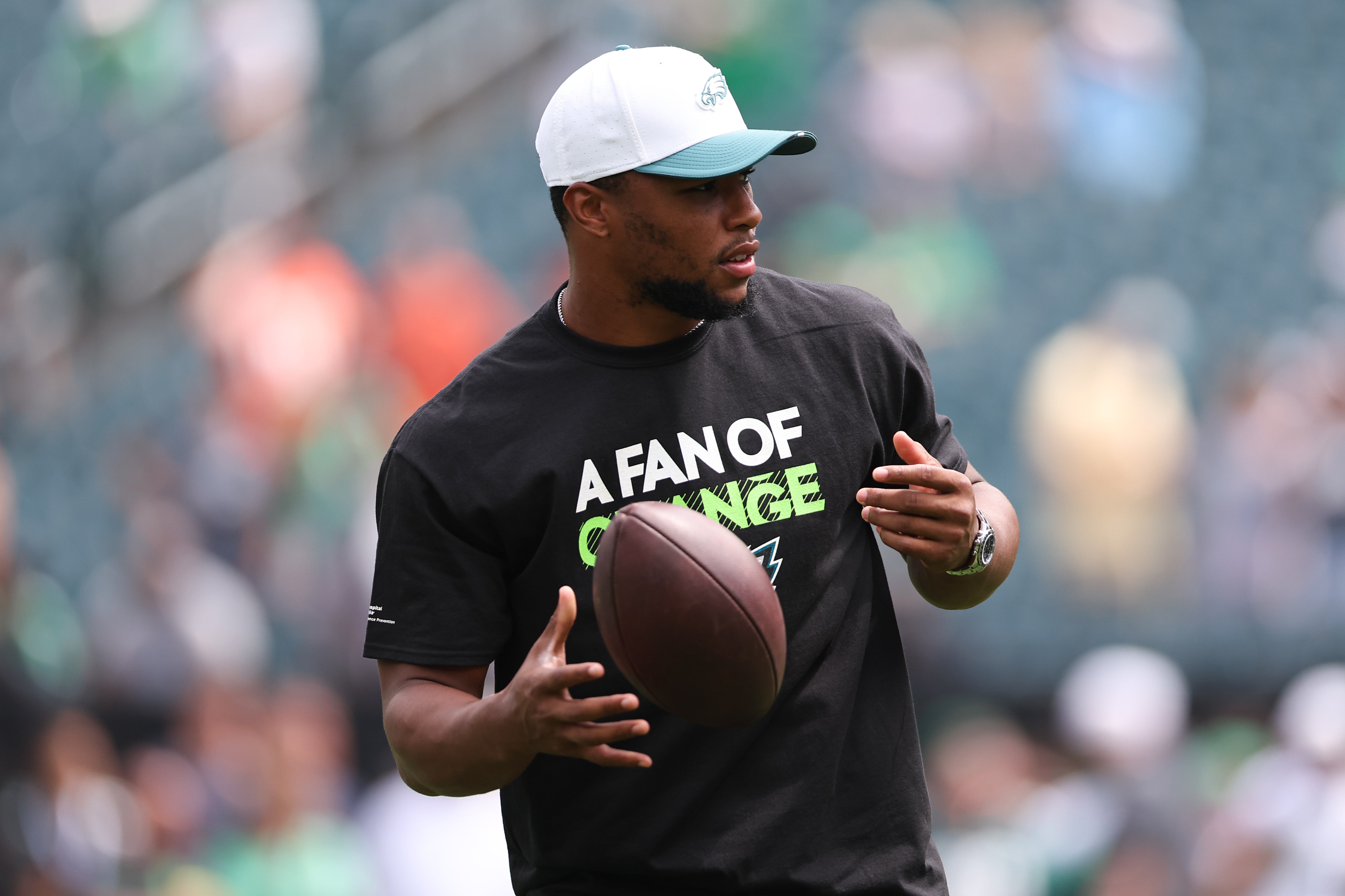 Philadelphia Eagles running back Saquon Barkley before a game against the Cleveland Browns at Lincoln Financial Field. Bill Streicher-Imagn Images