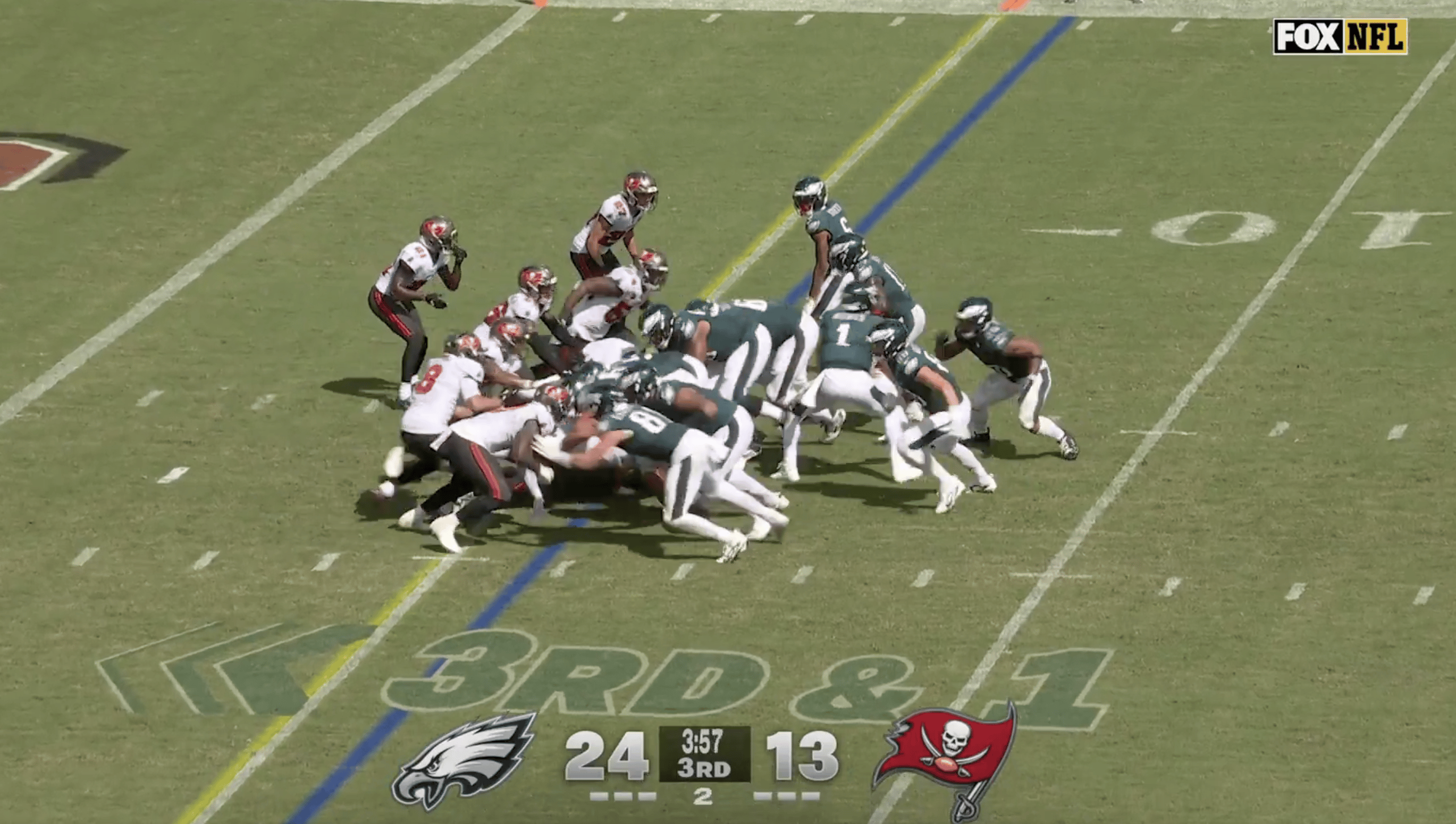 Philadelphia Eagles line up to fake Tush Push against Tampa Bay Buccaneers in Week 4