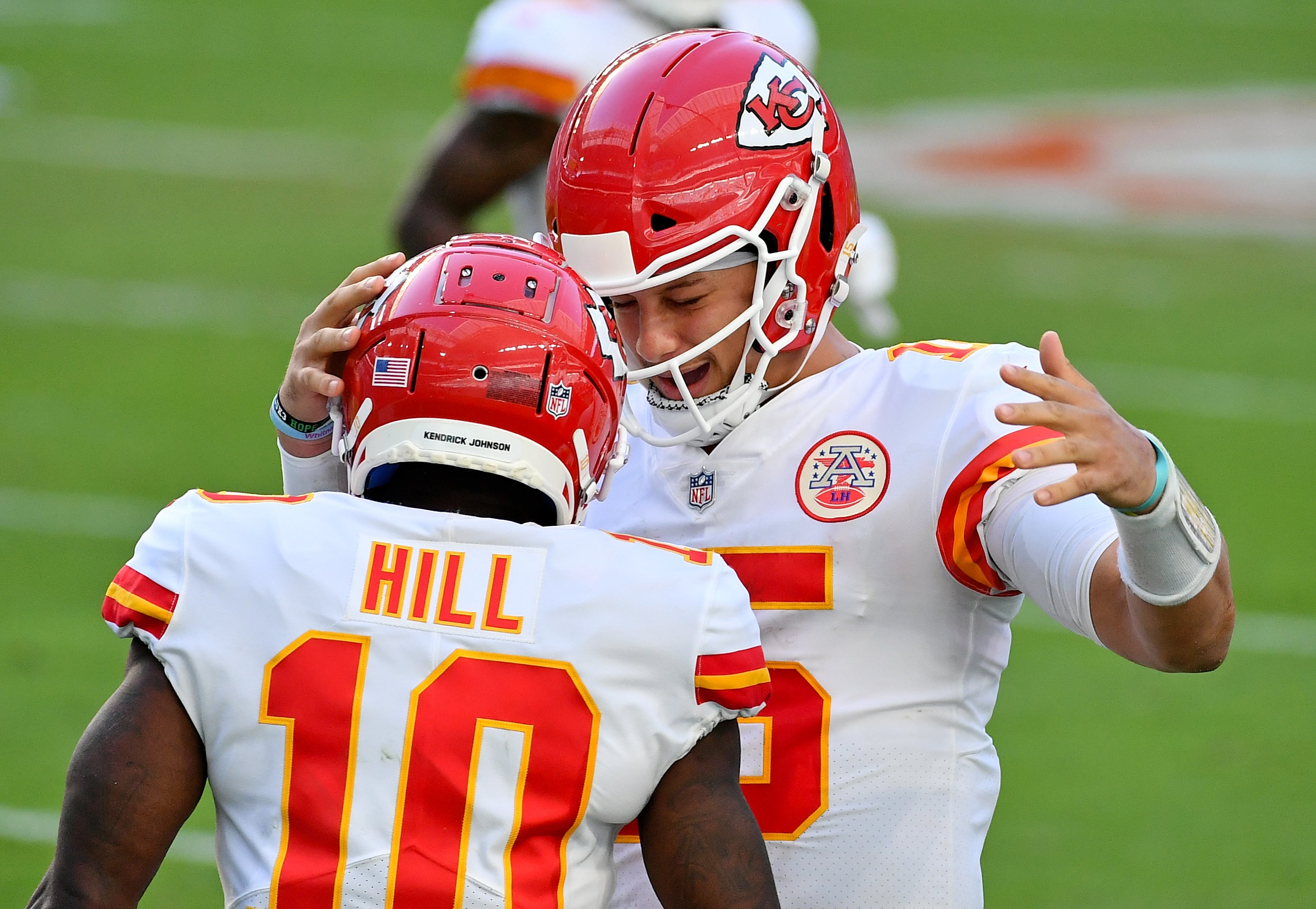 Tyreek Hill and Patrick Mahomes