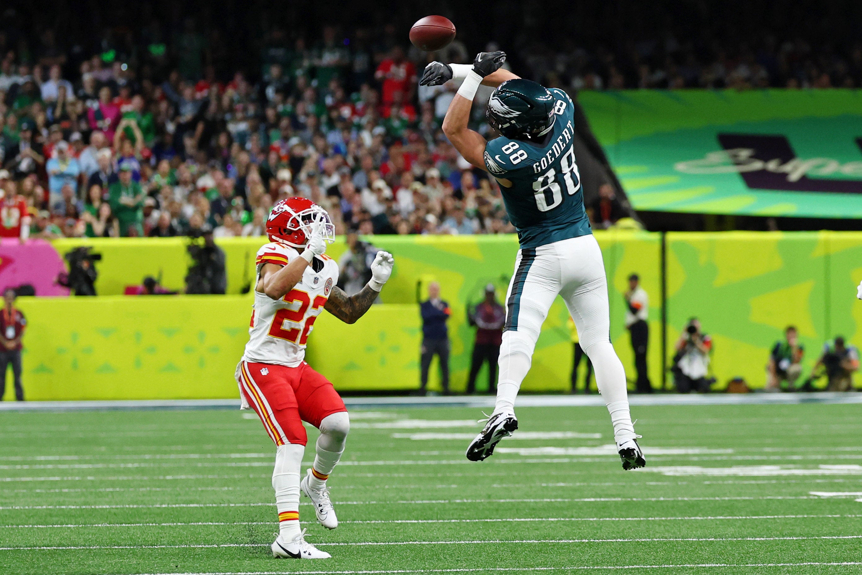 Philadelphia Eagles tight end Dallas Goedert (88) misses a pass against Kansas City Chiefs cornerback Trent McDuffie (22) before Super Bowl LIX between the Philadelphia Eagles and the Kansas City Chiefs