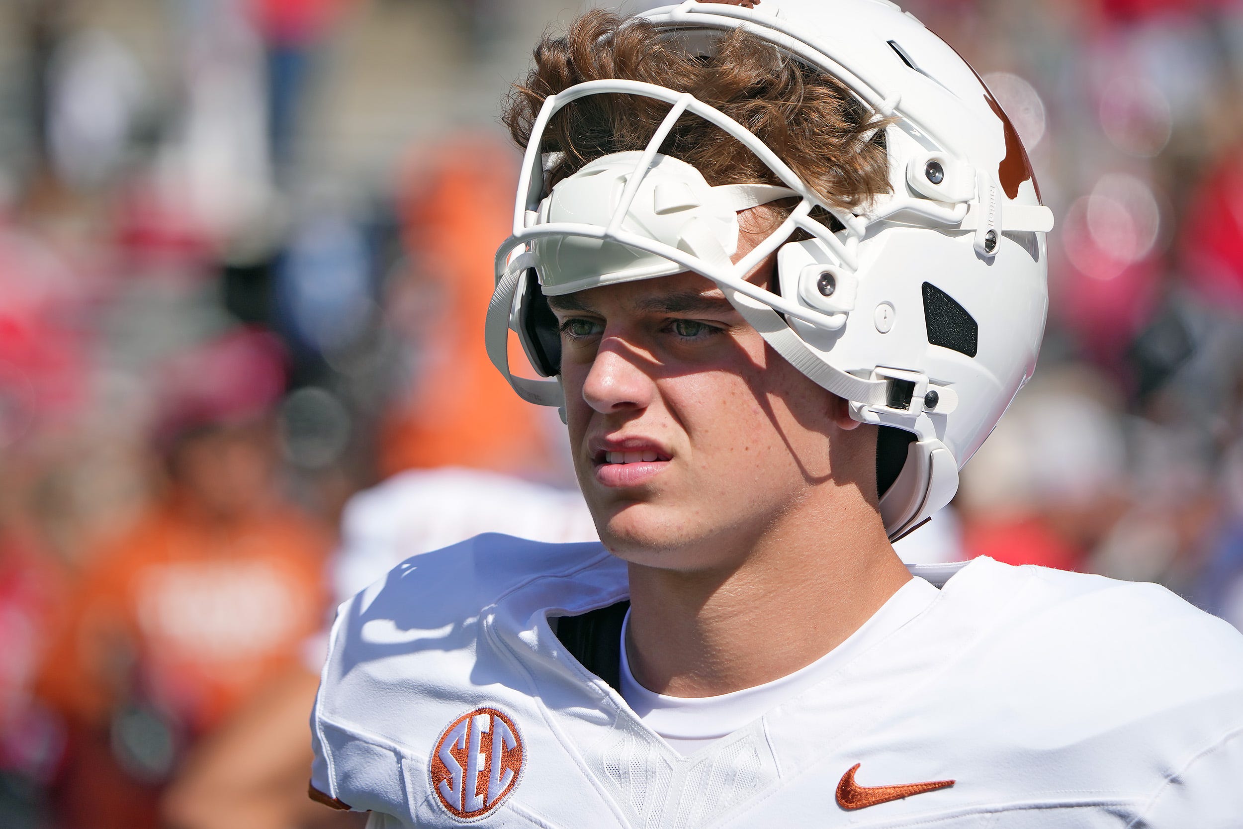 Texas Longhorns quarterback Arch Manning (16) on the field for warm ups before the Ohio State and Texas game at Ohio Stadium in Columbus, Ohio on Aug 30, 2025.