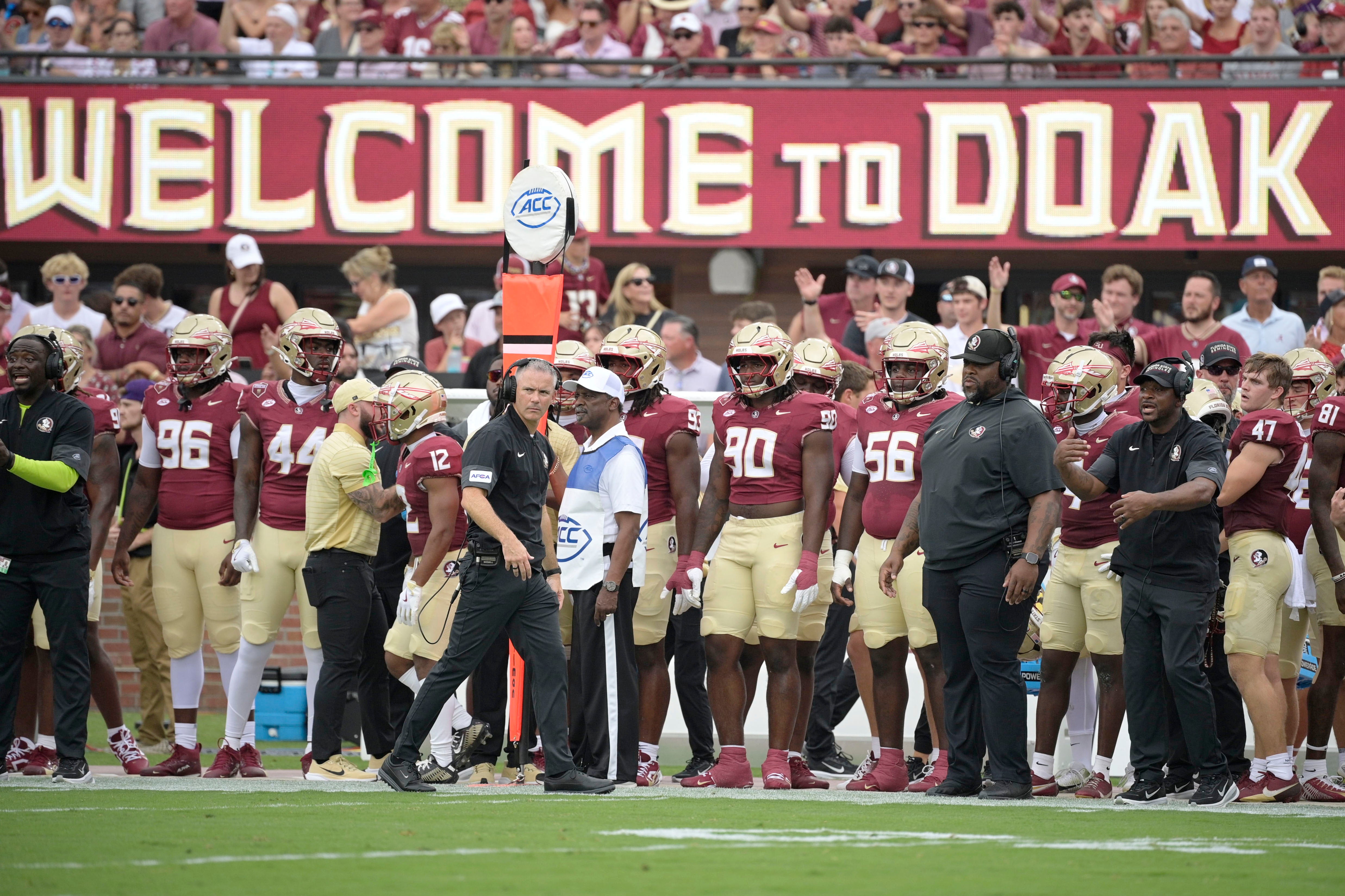 Florida State Seminoles head coach Mike Norvell