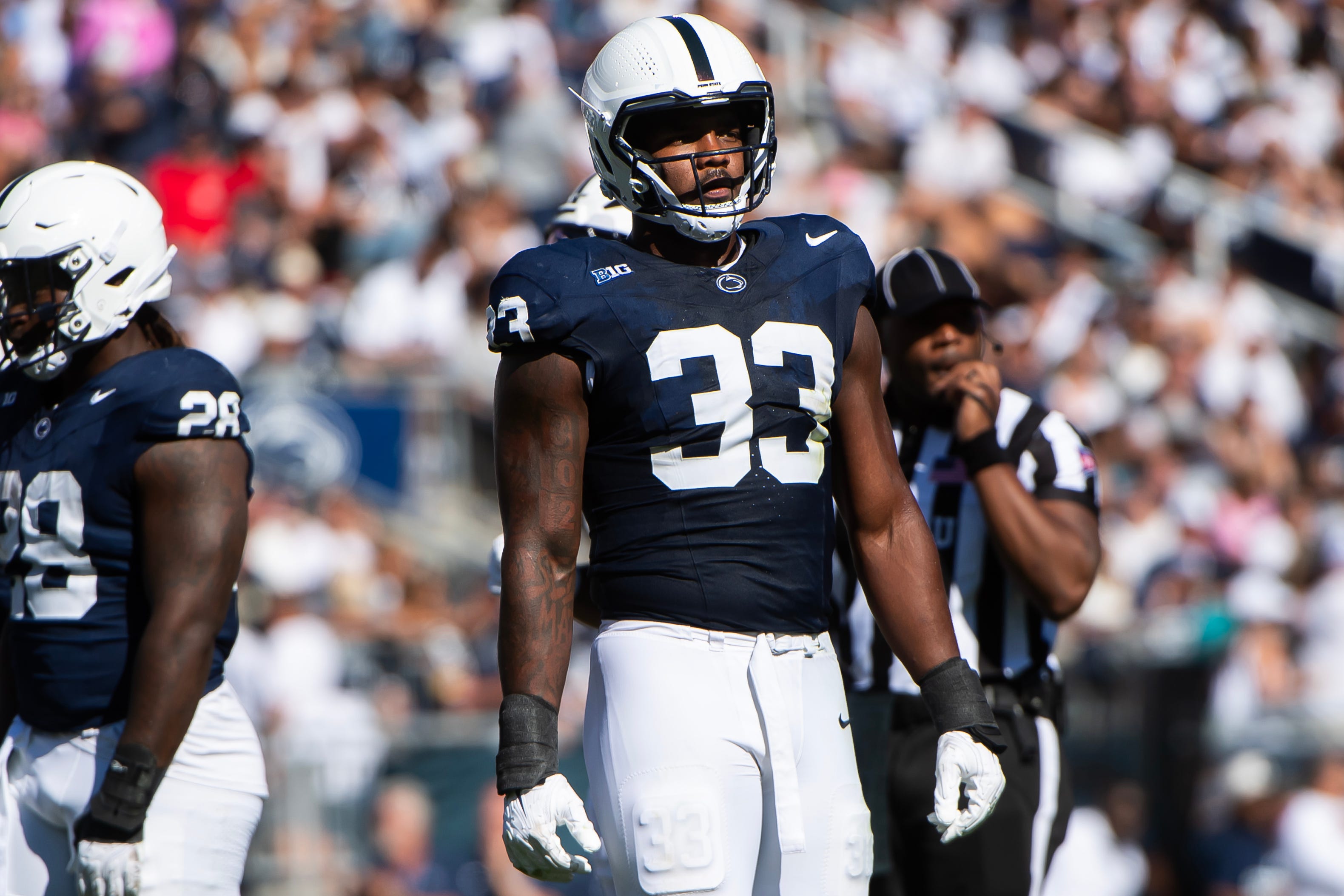 Penn State defensive end Dani Dennis-Sutton