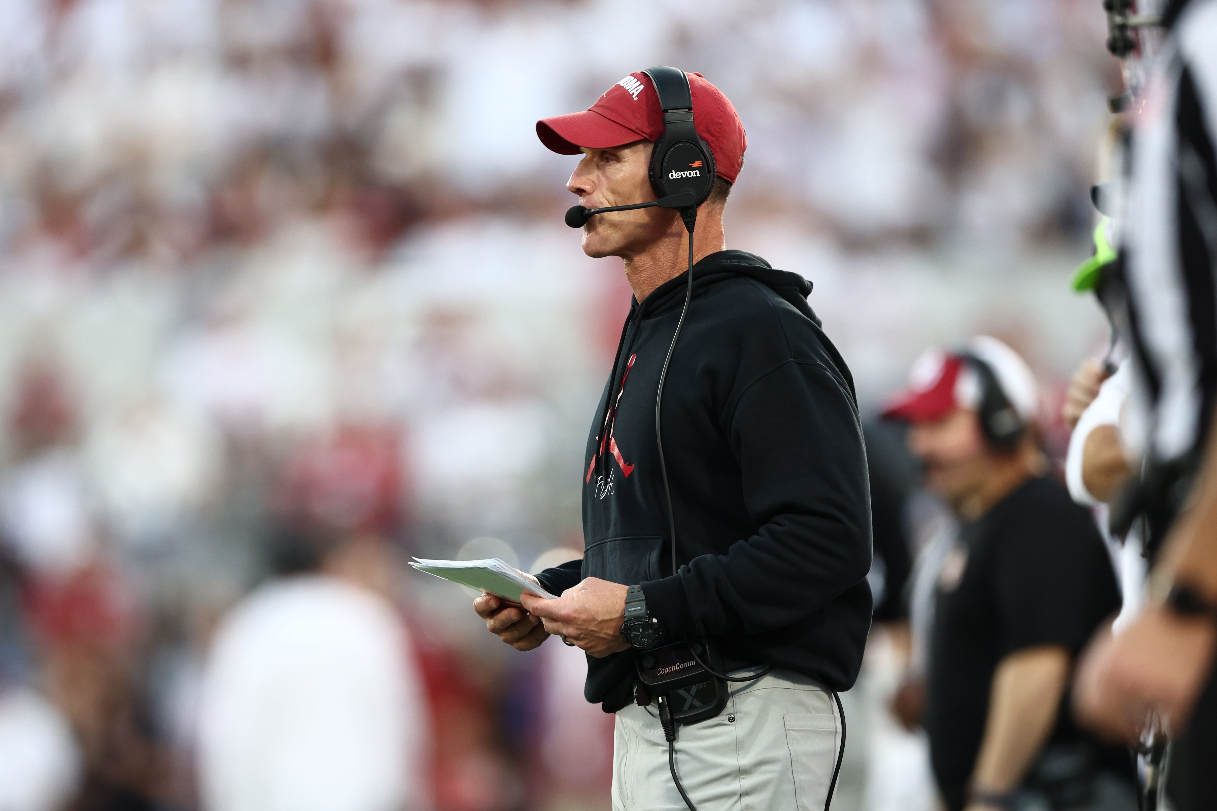 Oklahoma Sooners head coach Brent Venables