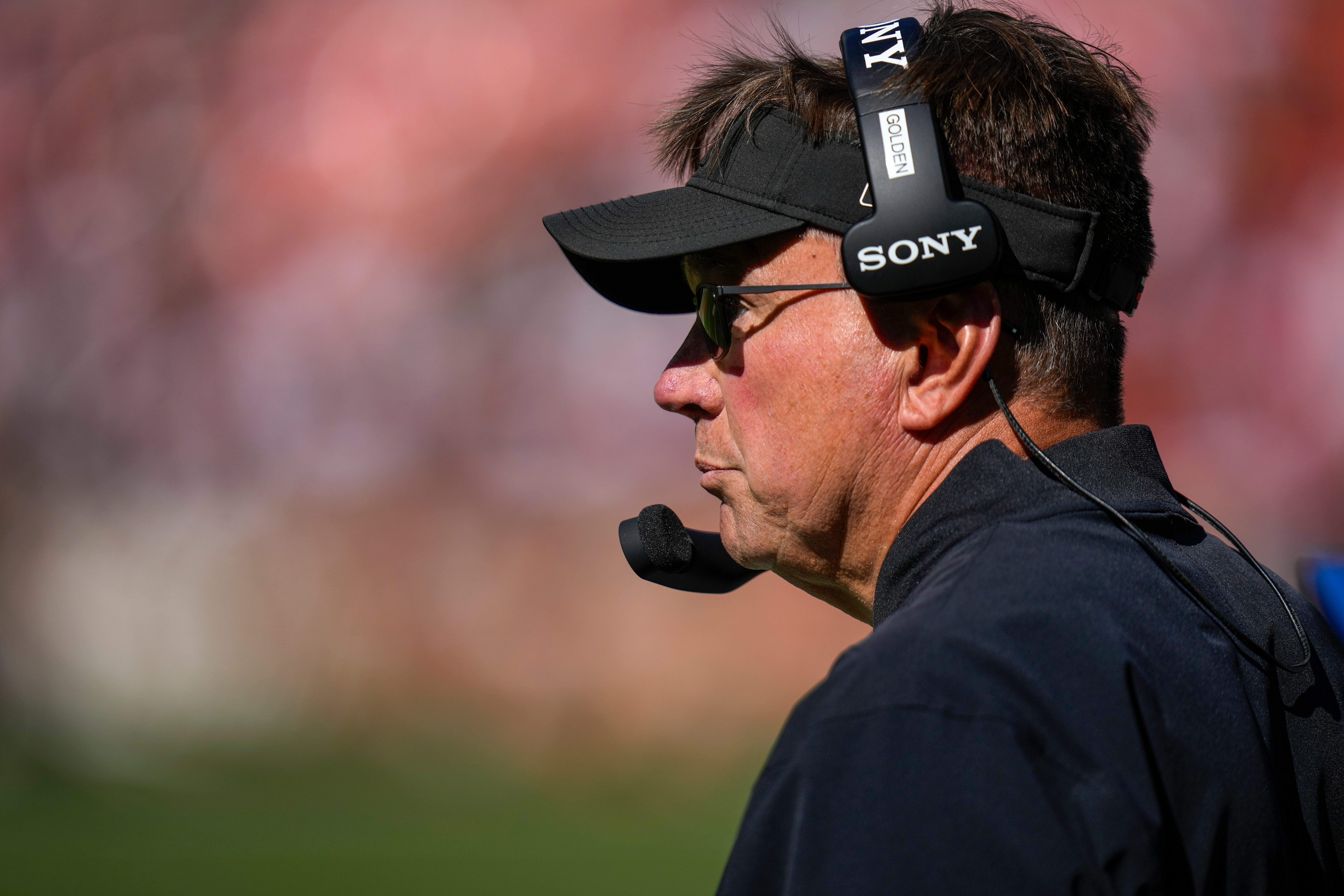 Cincinnati Bengals defensive coordinator Al Golden calls plays from the sideline in the fourth quarter of the NFL Week 1 game between the Cleveland Browns and the Cincinnati Bengals at Huntington Bank Field in Cleveland on Sunday, Sept. 7, 2025. The Bengals begin the season with a 17-16 win over the Browns.
