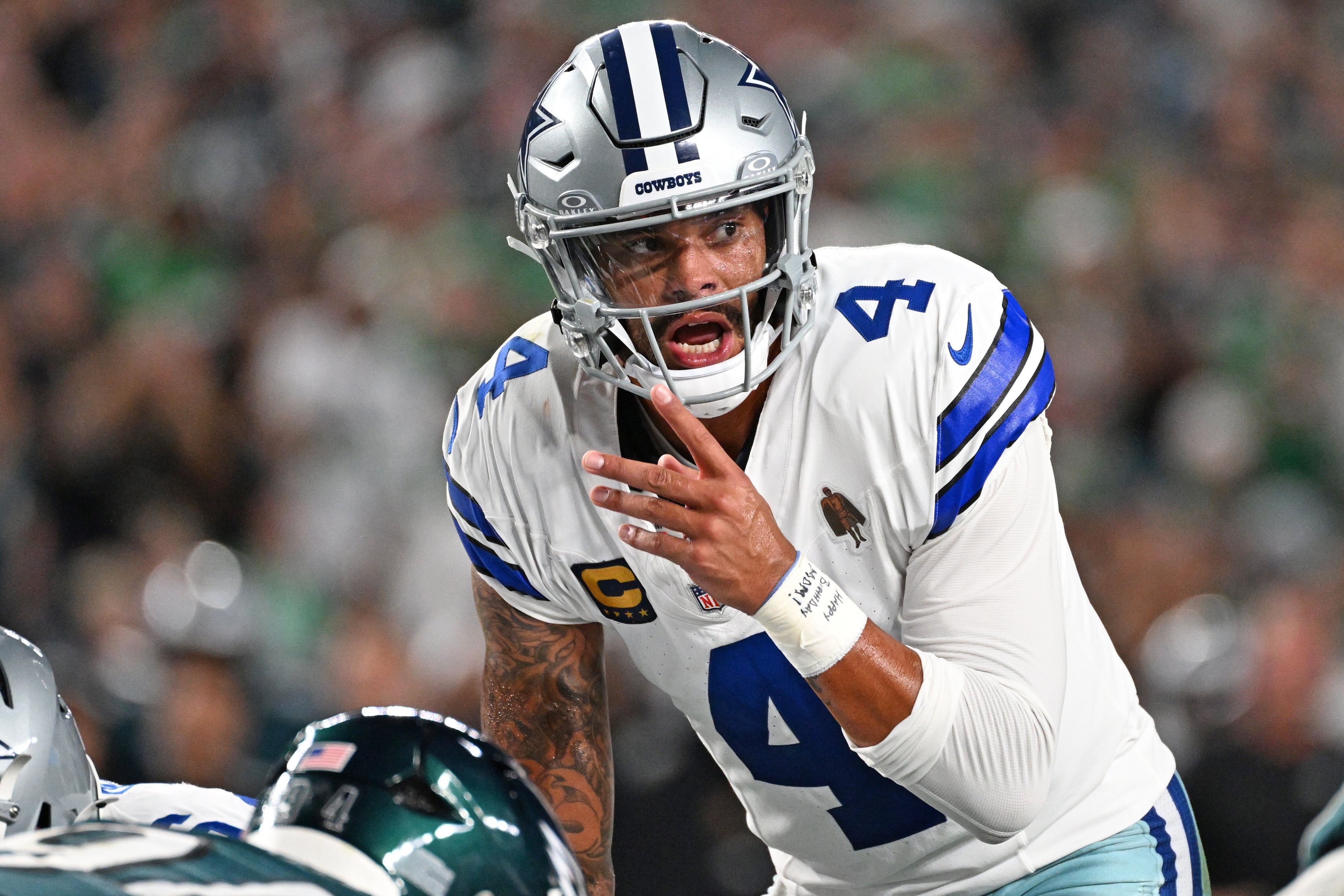 Sep 4, 2025; Philadelphia, Pennsylvania, USA; Dallas Cowboys quarterback Dak Prescott (4) against the Philadelphia Eagles at Lincoln Financial Field.