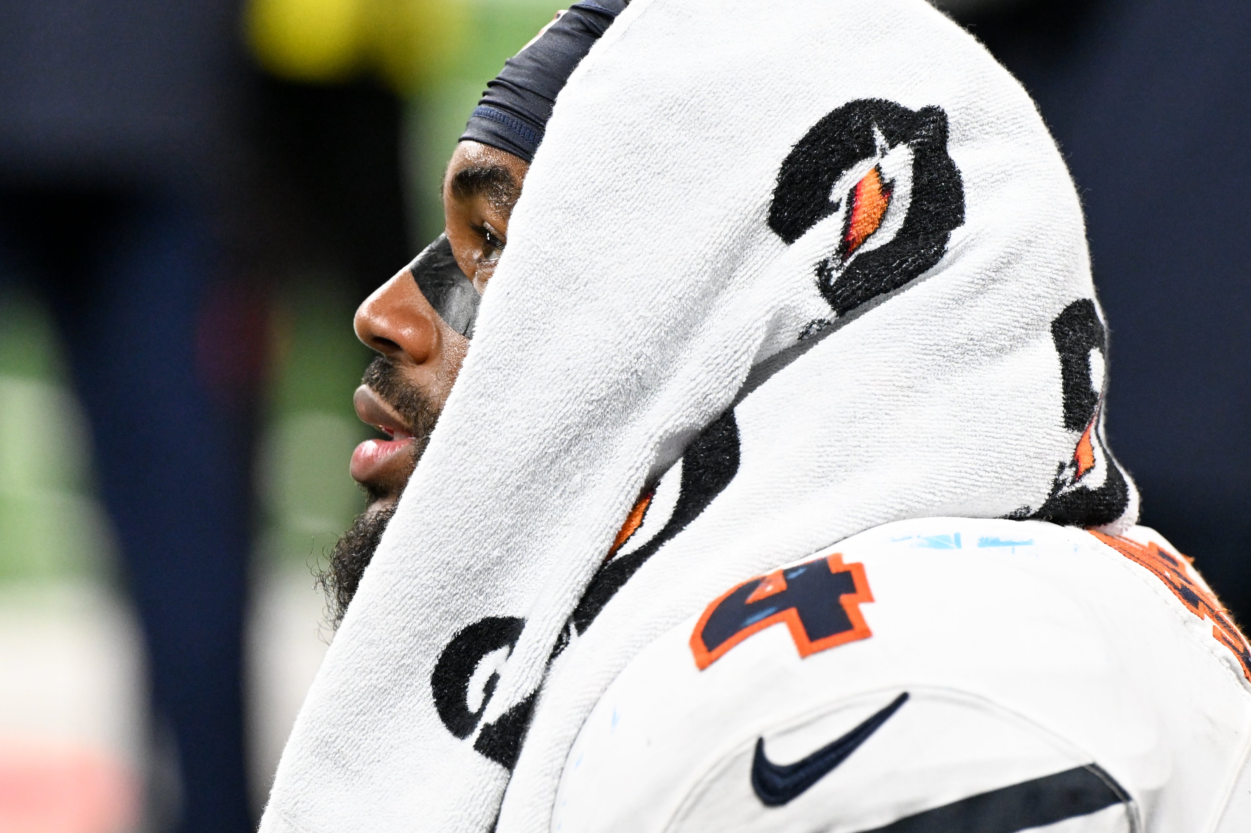 Sep 14, 2025; Detroit, Michigan, USA; Chicago Bears running back D'Andre Swift (4) looks on during the second quarter of the game against the Detroit Lions at Ford Field.