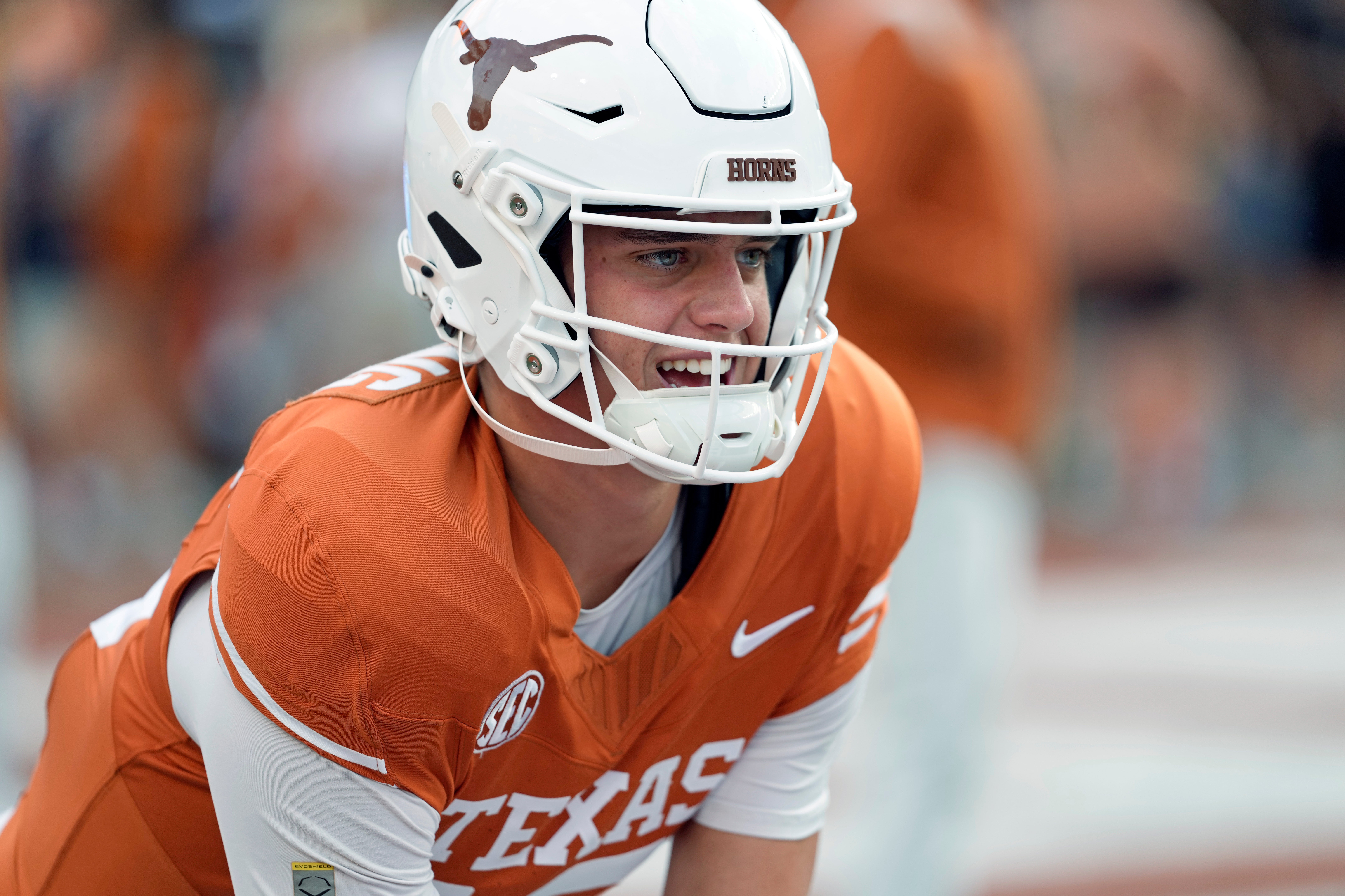 Sep 20, 2025; Austin, Texas, USA; Texas Longhorns quarterback Arch Manning (16) warms up before a game against Austin FC at Darrell K Royal-Texas Memorial Stadium.