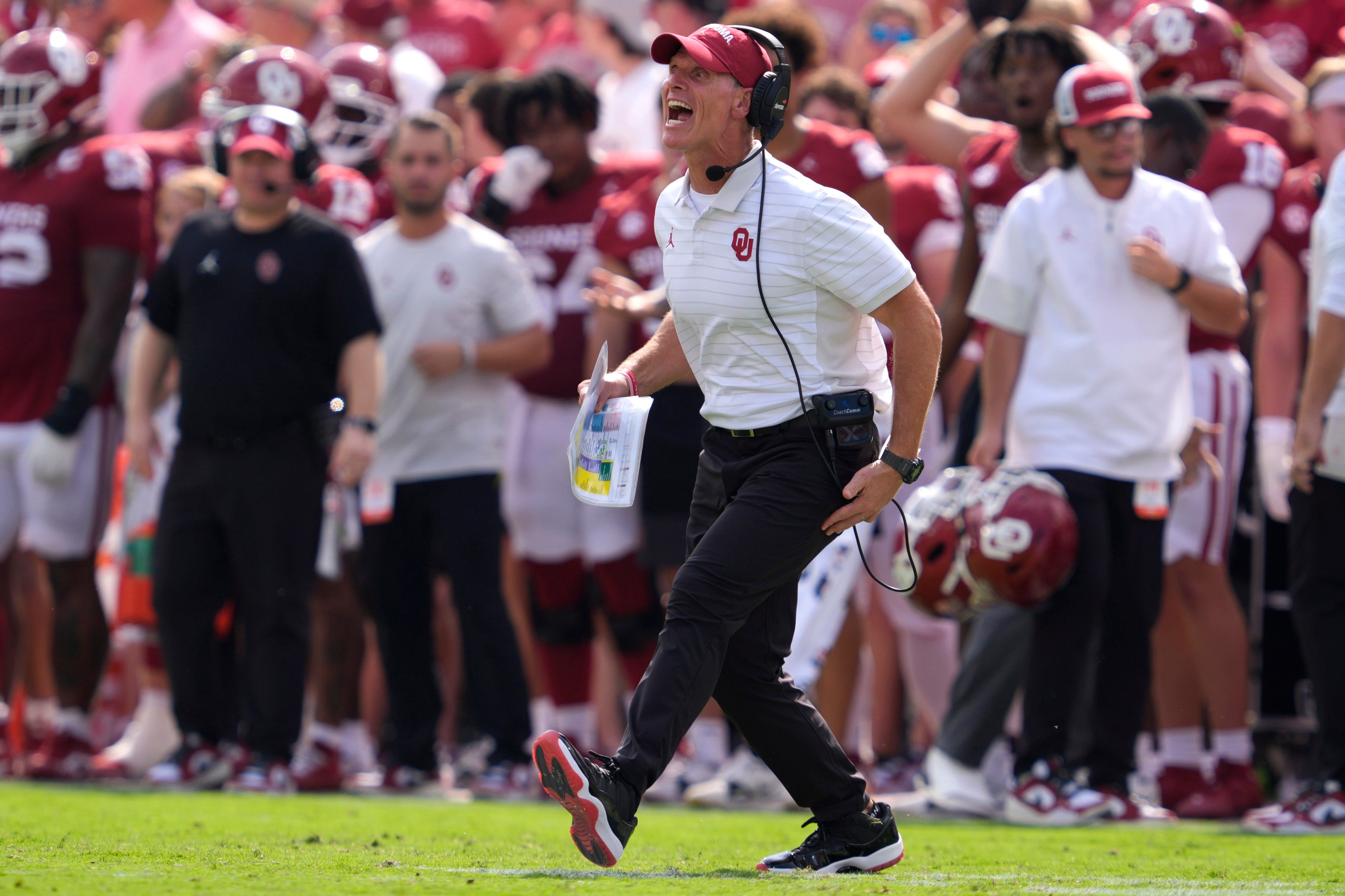 Oklahoma coach Brent Venables shouts after a penalty during a college football game between the University of Oklahoma Sooners (OU) and the Auburn Tigers at Gaylord Family Ð Oklahoma Memorial Stadium in Norman, Okla., Saturday,Sept. 20, 2025. Oklahoma won 24-17.